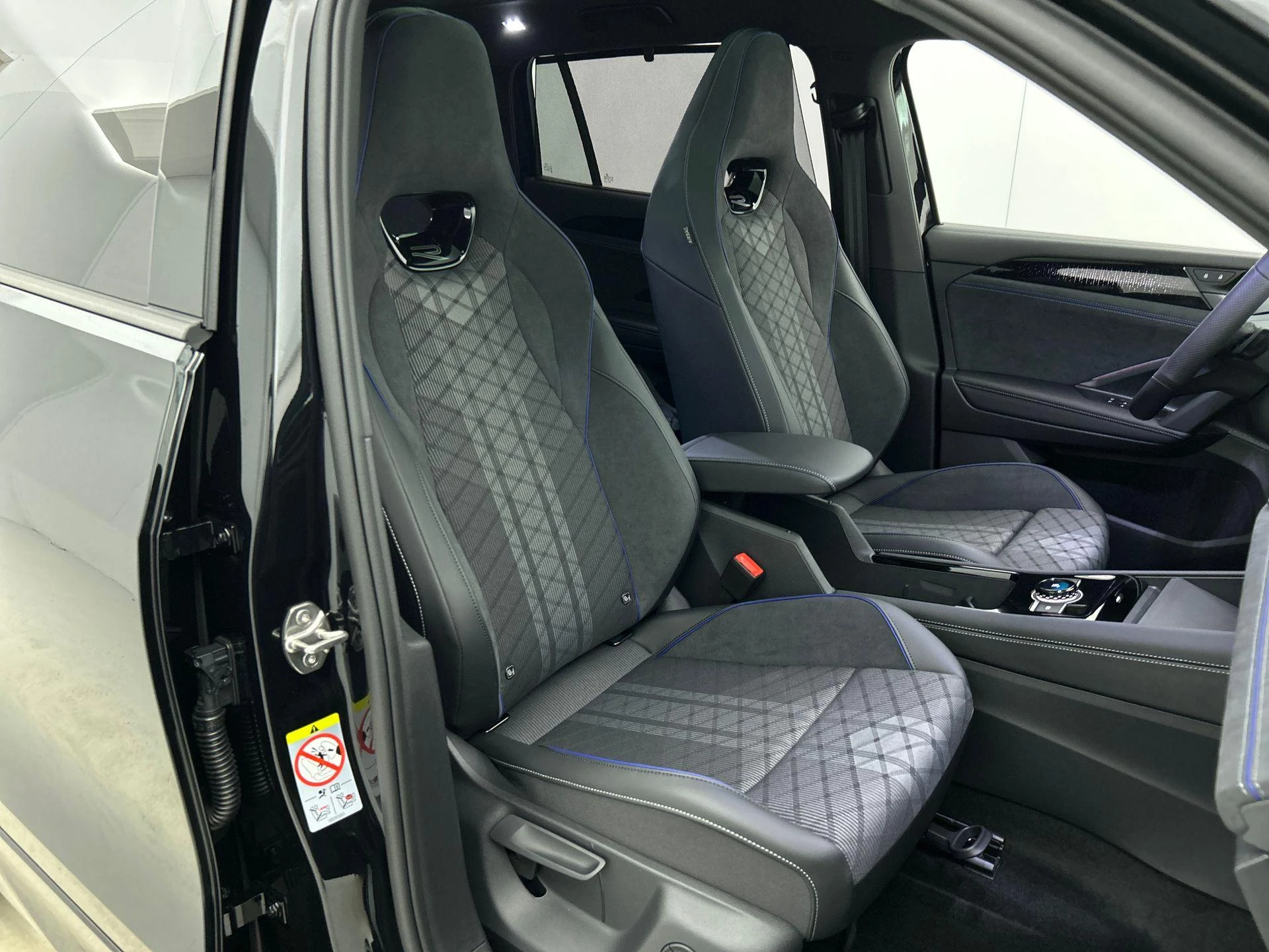 Volkswagen Tayron 1.5 eHybrid R-Line Edition