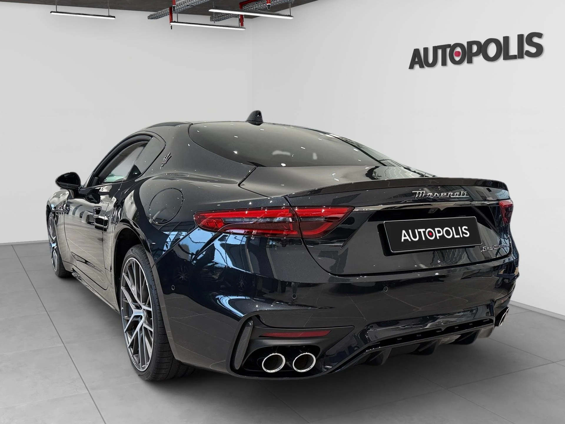 Maserati-GranTurismo-image-17