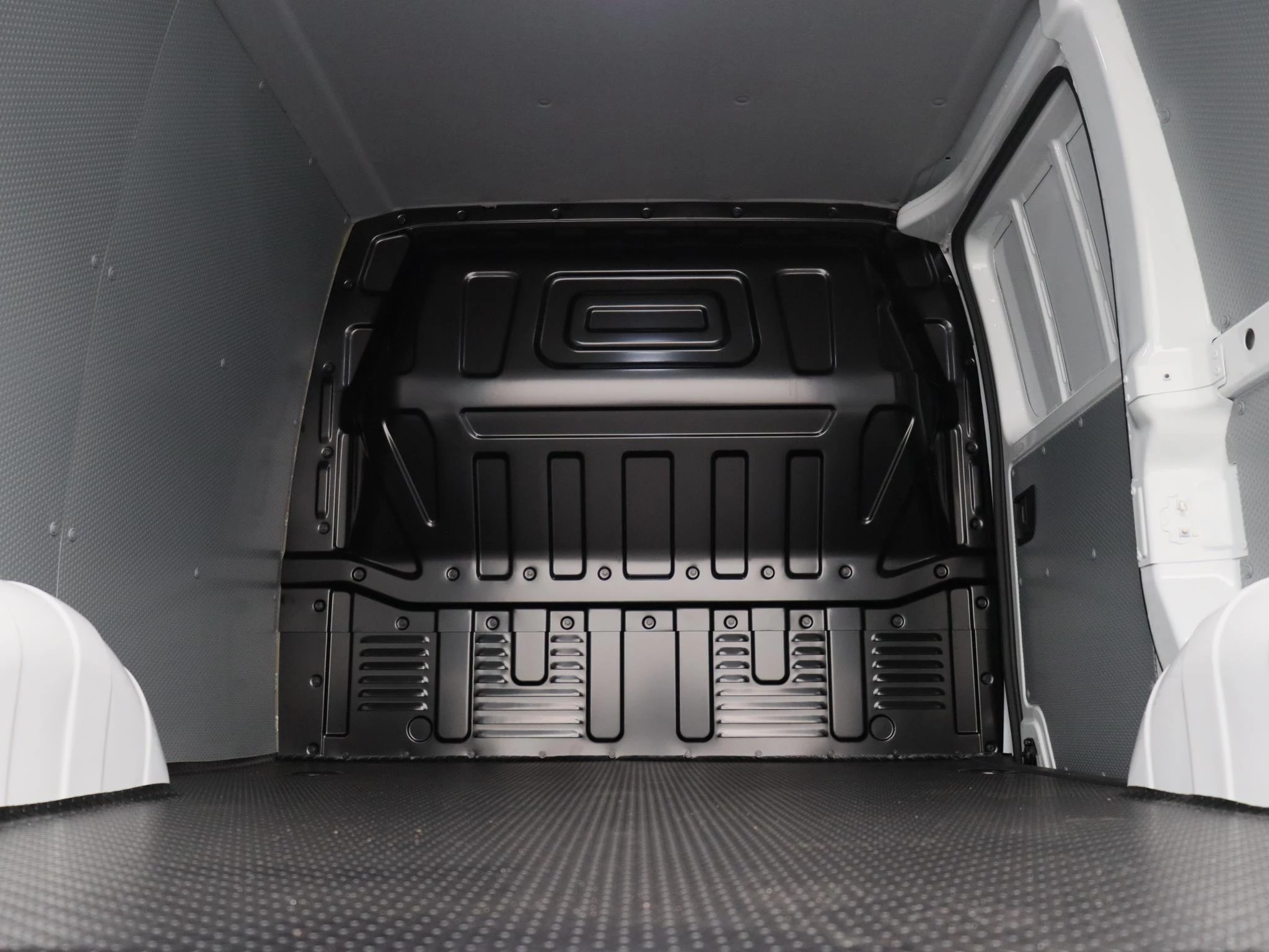 Maxus-eDeliver3-image-45