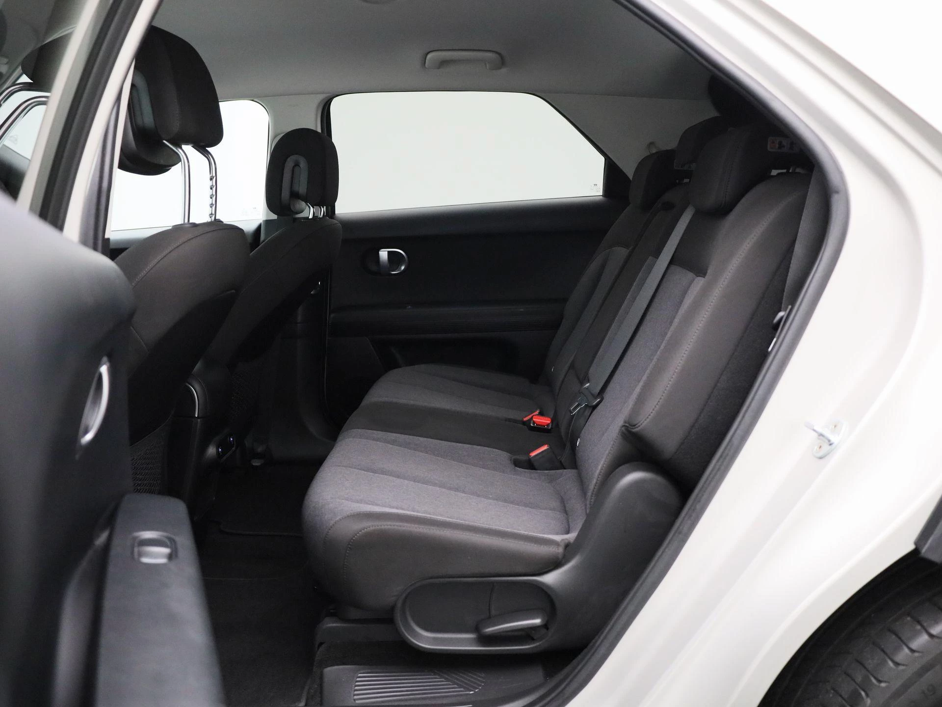 Hyundai-IONIQ 5-image-11