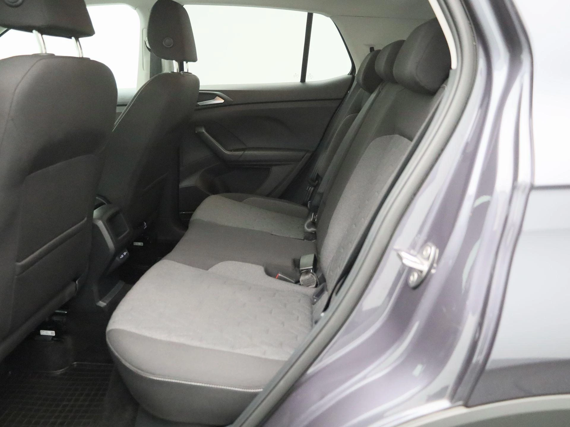 Volkswagen-T-Cross-image-8