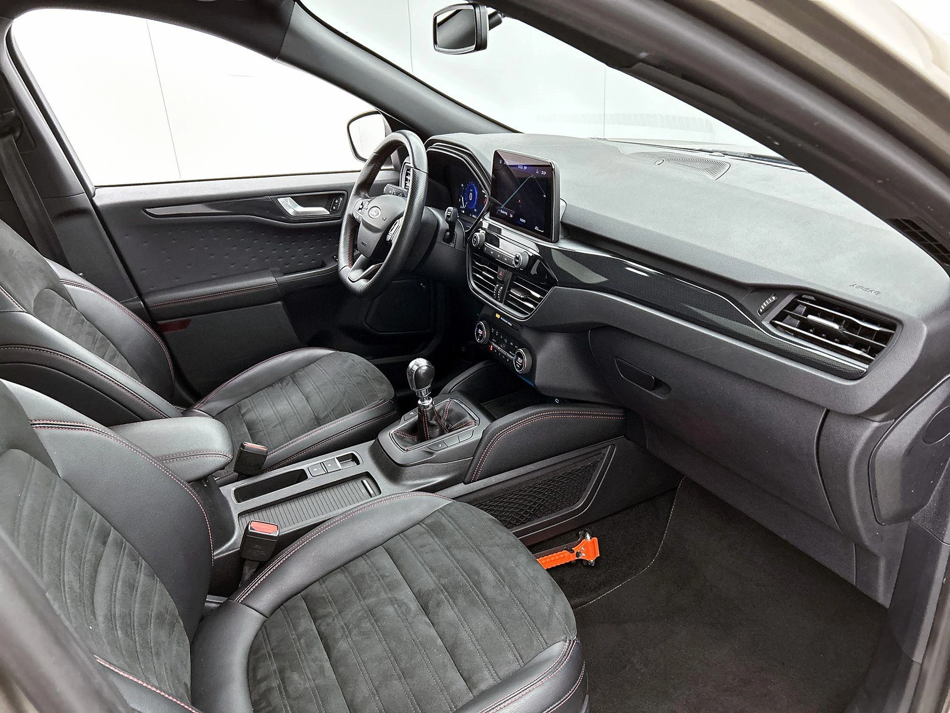 Ford-Kuga-image-25