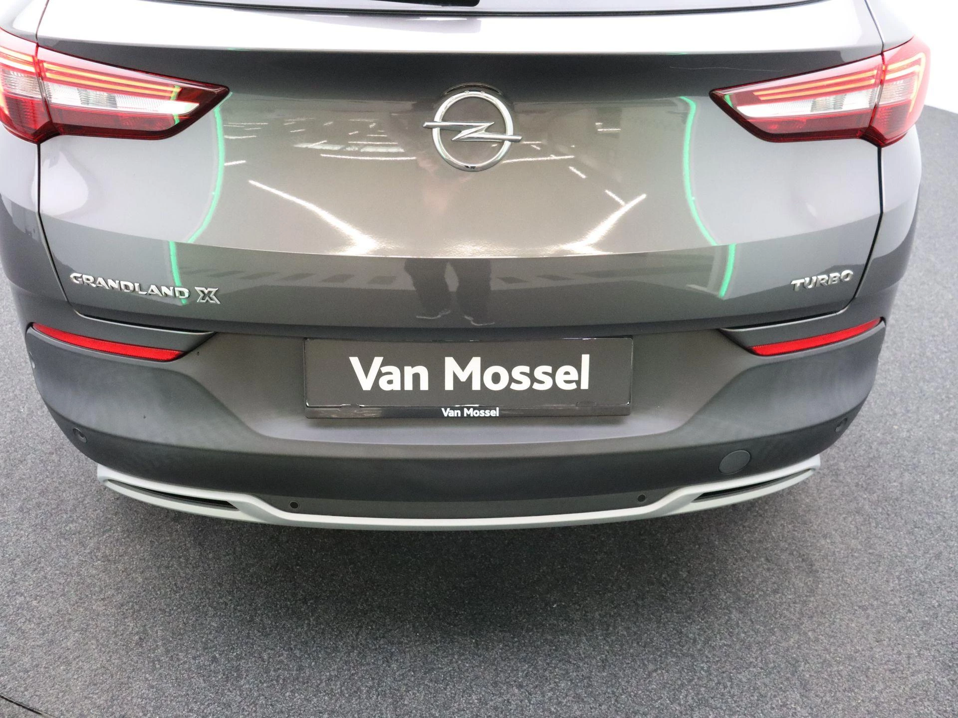 Opel Grandland X 1.2 Turbo S/S AT6 Design line
