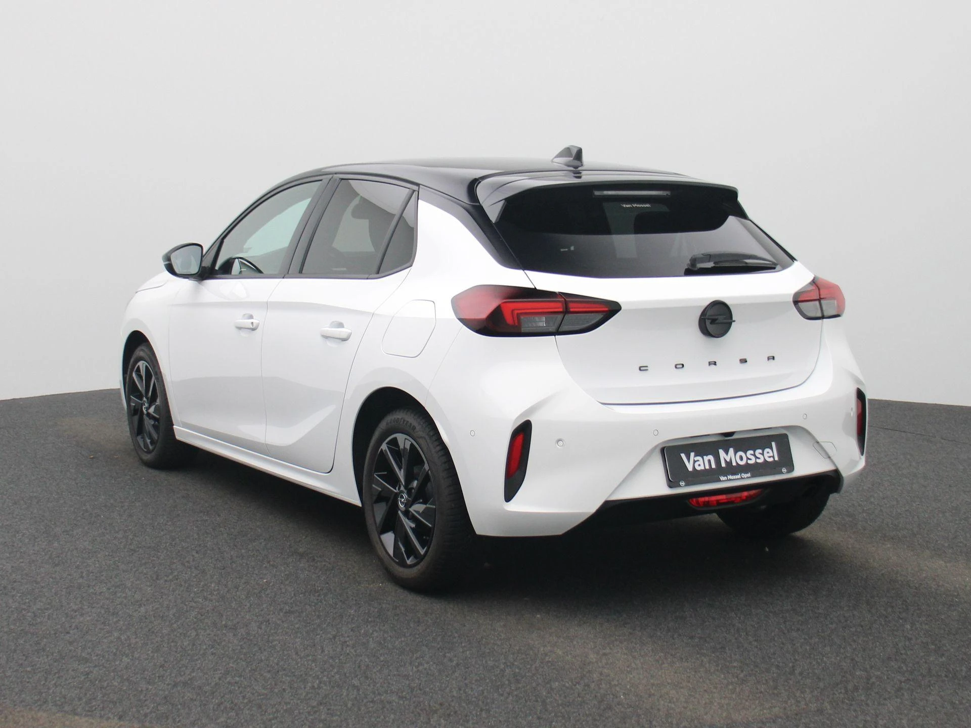 Opel-Corsa-image-1