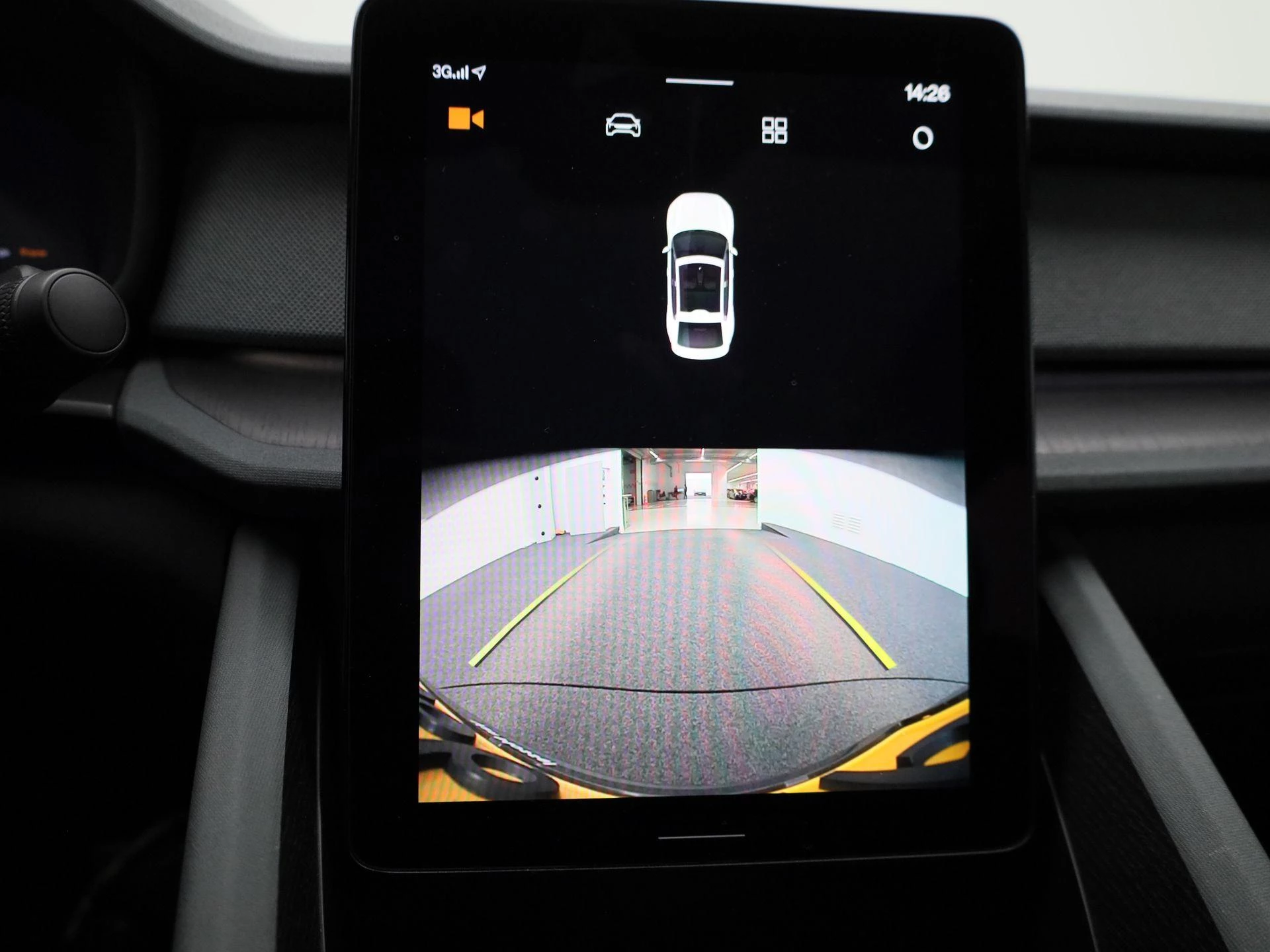 Polestar-2-image-19