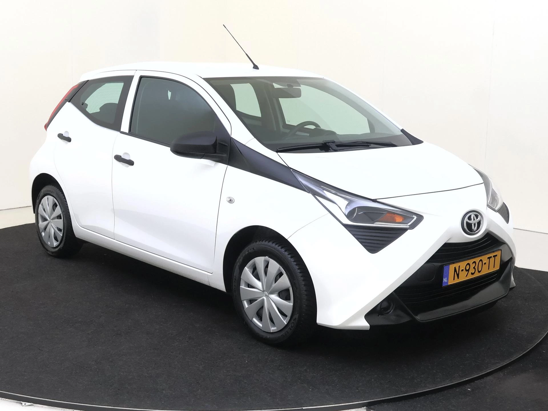 Toyota-Aygo-image-1