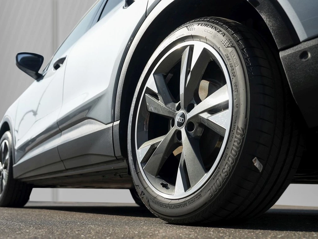 Audi-Q4 e-tron-image-4