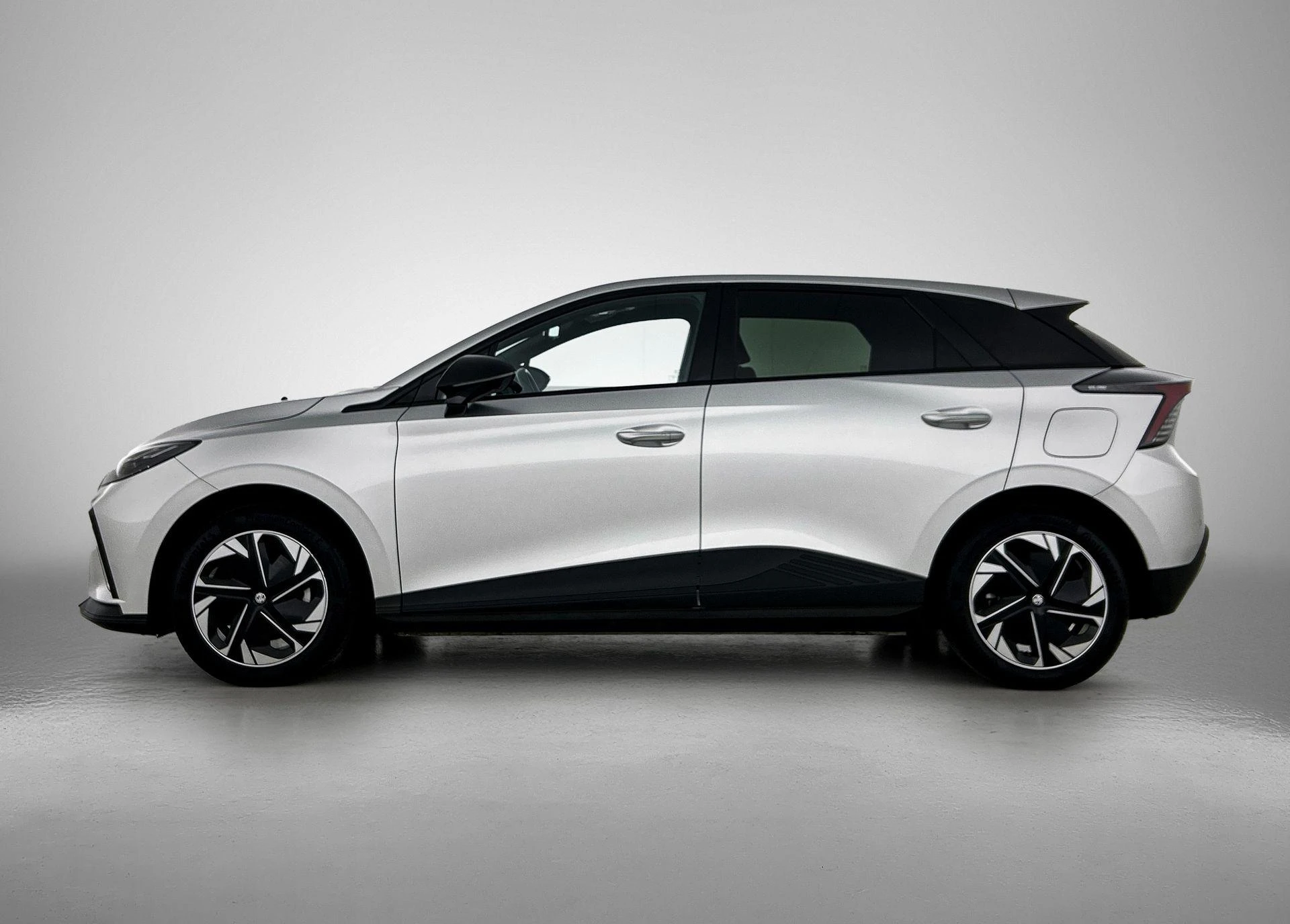 MG-MG4 EV-image-3