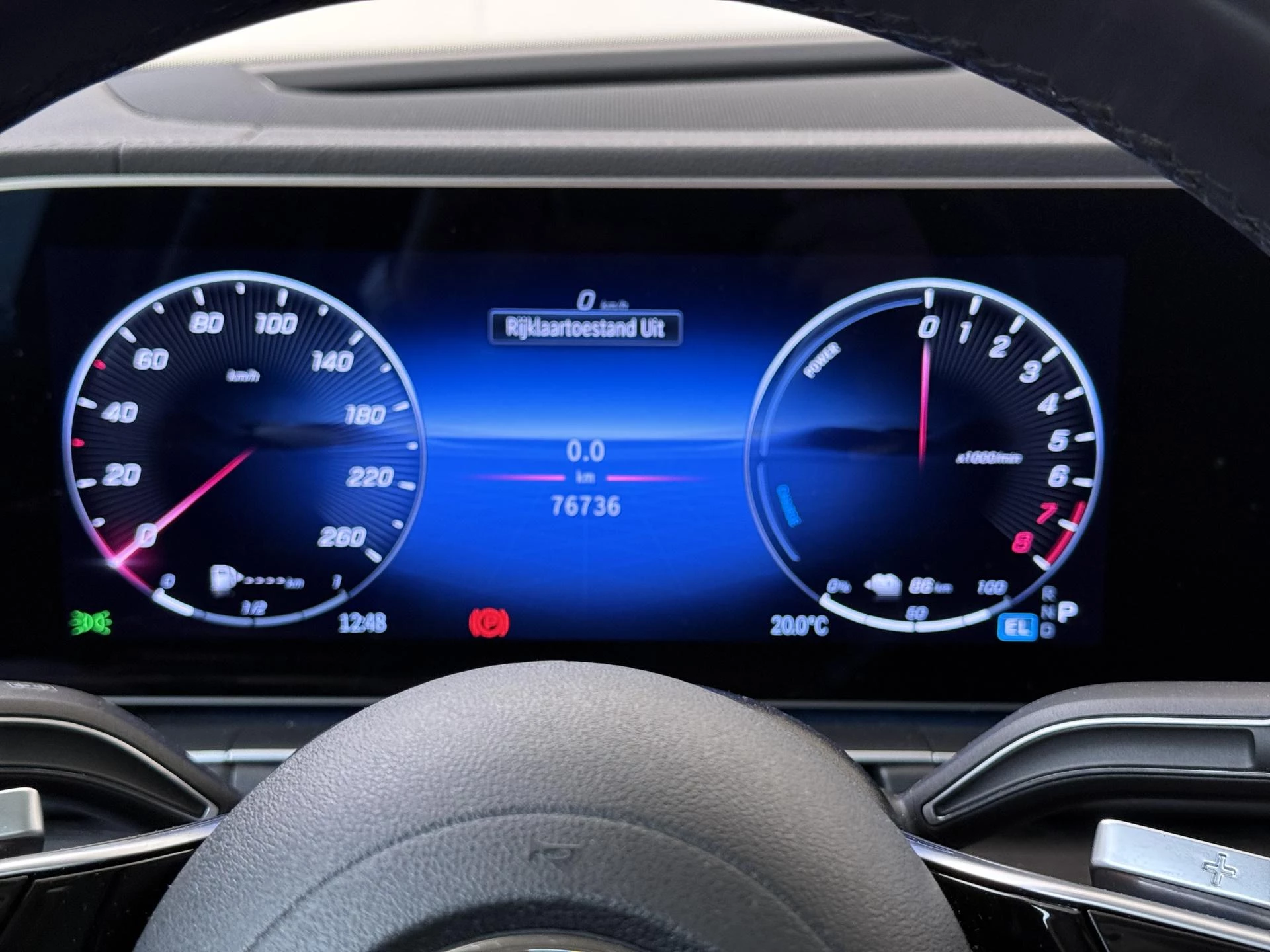 Mercedes-Benz-GLE-image-13