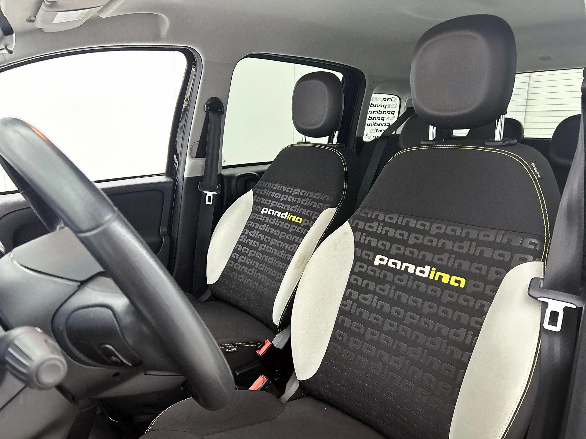 Fiat Panda 1.0 Hybrid Pandina
