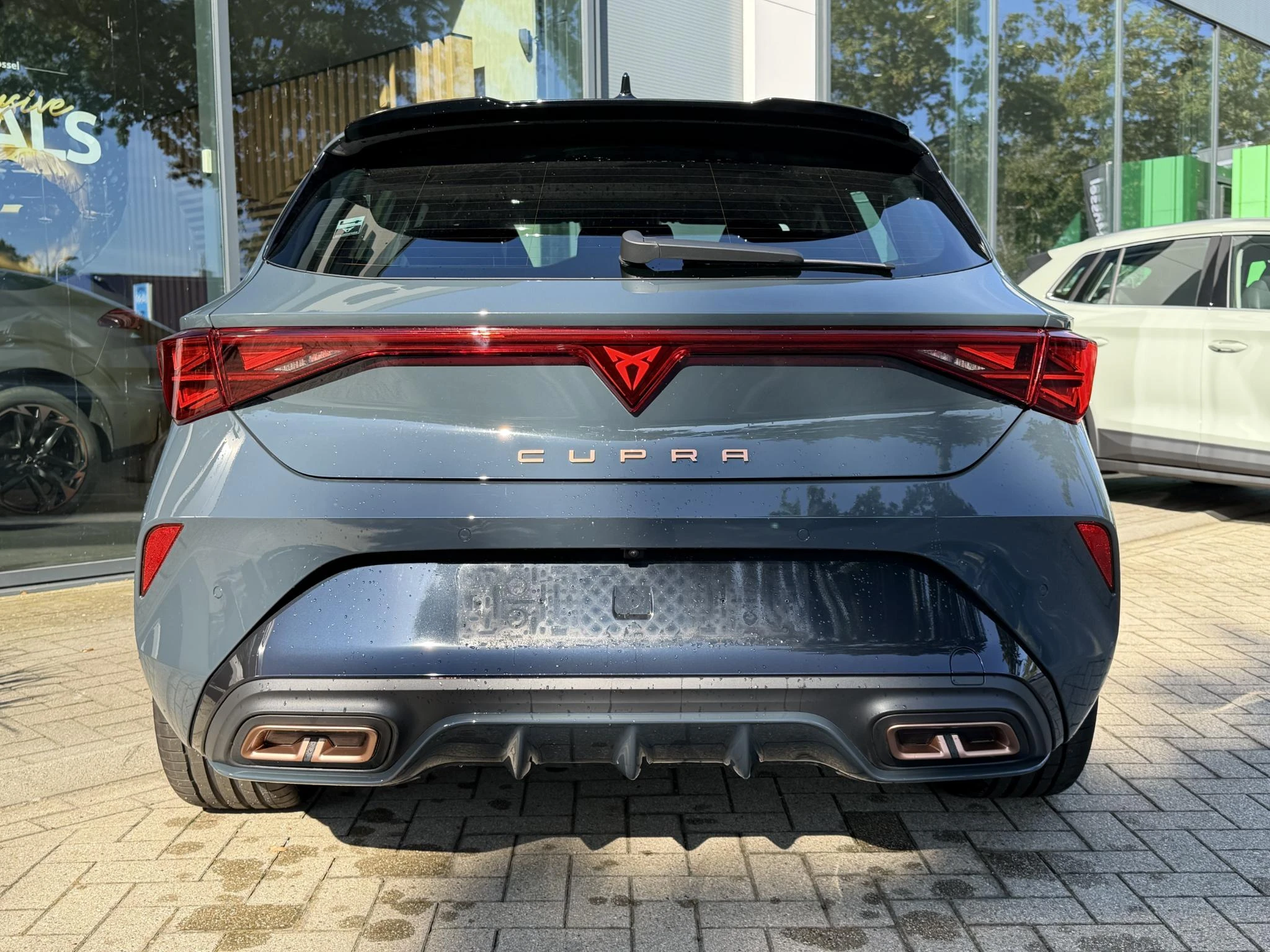 CUPRA-Leon-image-3