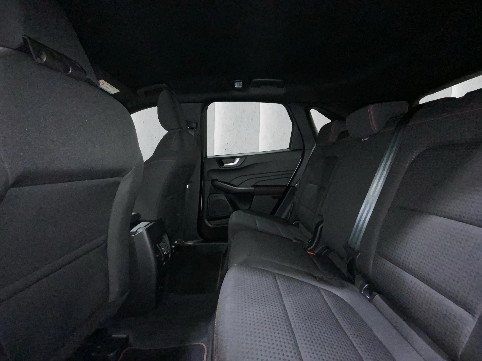 Ford Kuga ST-Line 2.5 Duratec FHEV CVT Sports Utility Vehicle. 140 kW. 5-türig