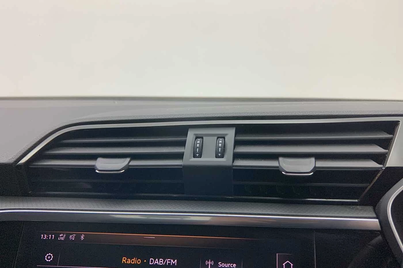 Audi-Q3-image-23