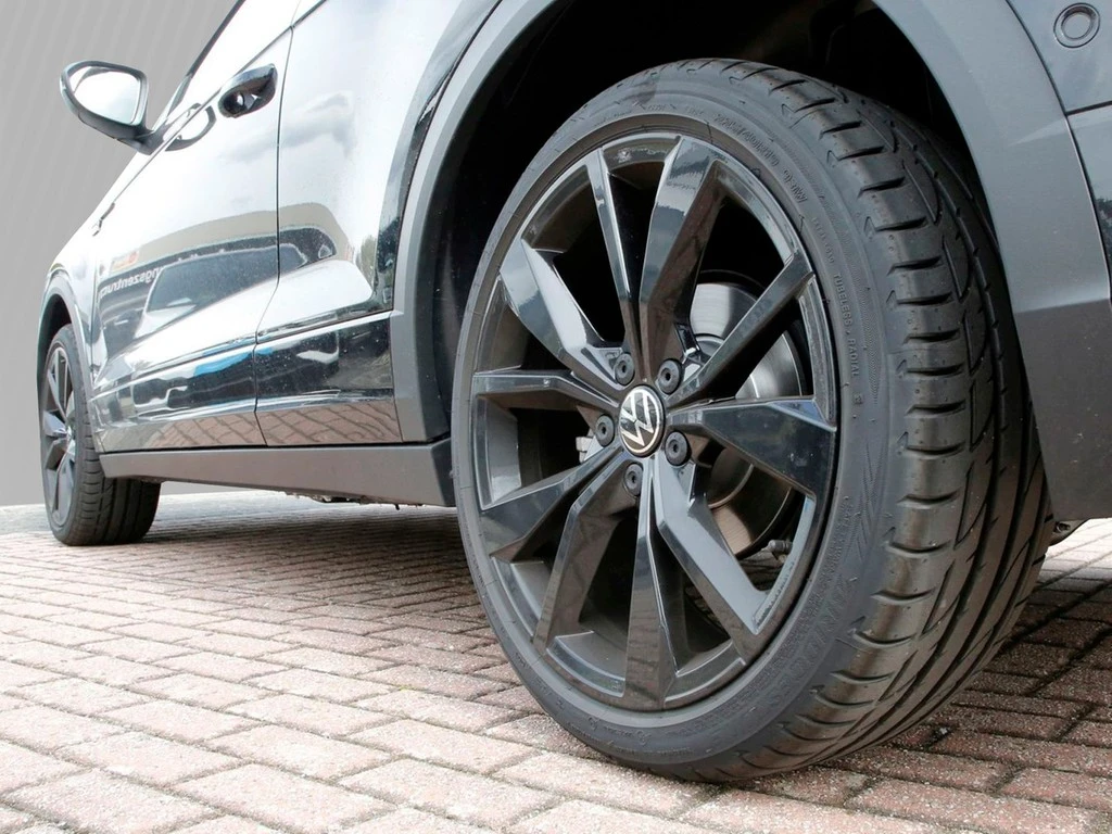 Volkswagen-T-Roc-image-5