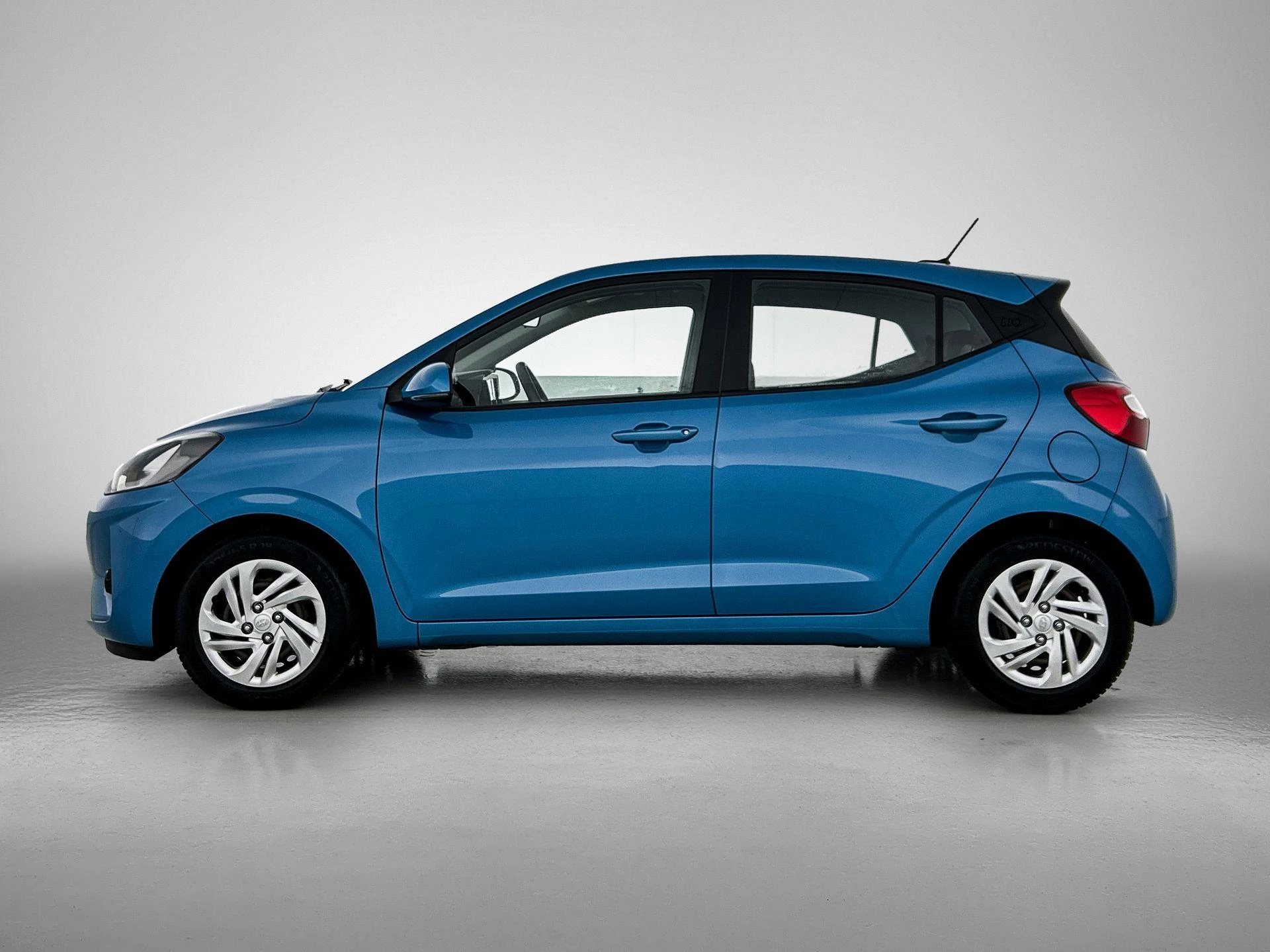 Hyundai-i10-image-1