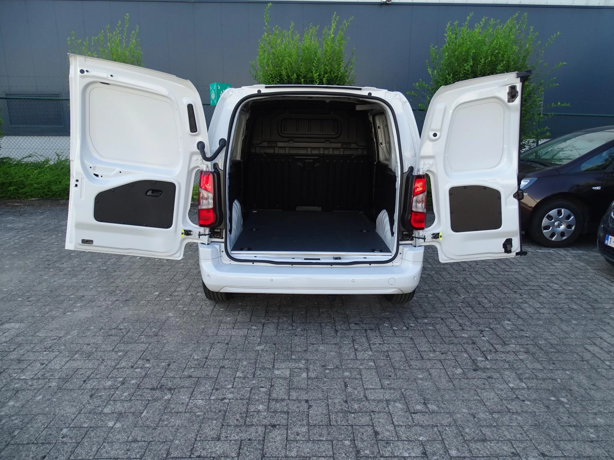 Opel Combo L1H1 Light 1.5 Turbo D 130 S/S MT6