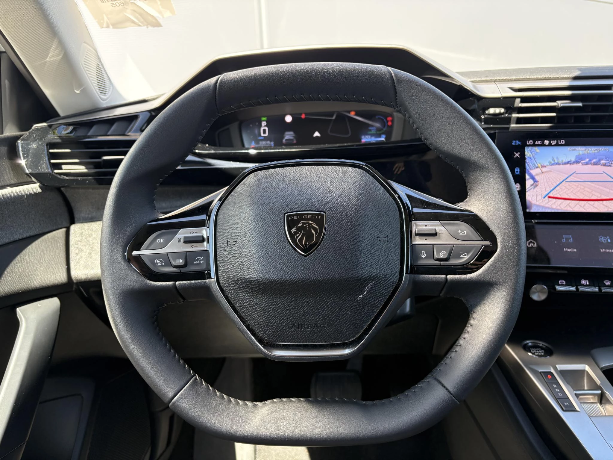 Peugeot 408 1.2 Hybrid 145 e-DCS6 Allure