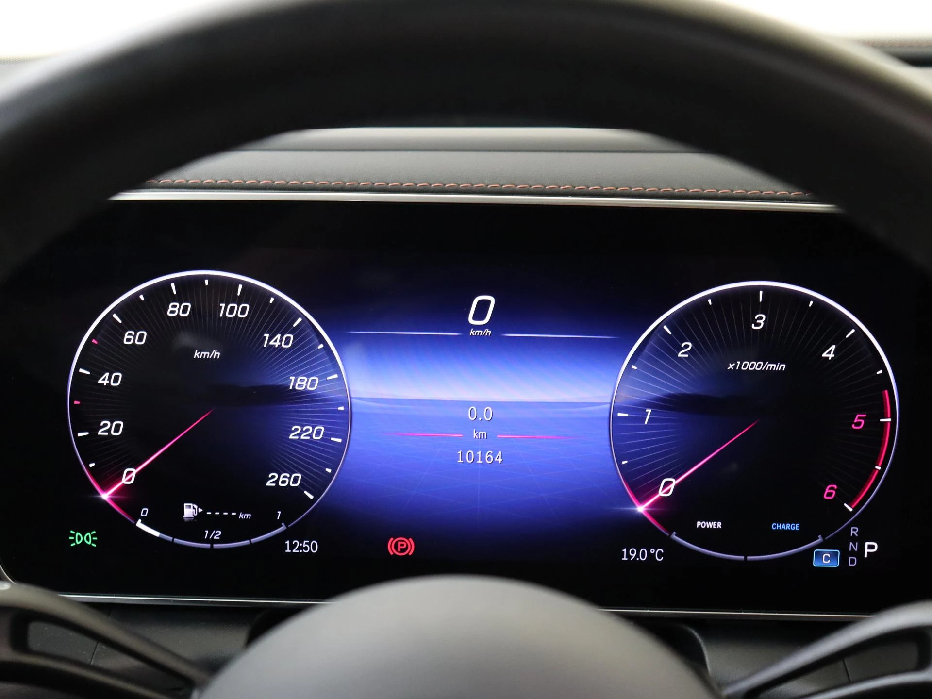 Mercedes-Benz-GLC-image-10