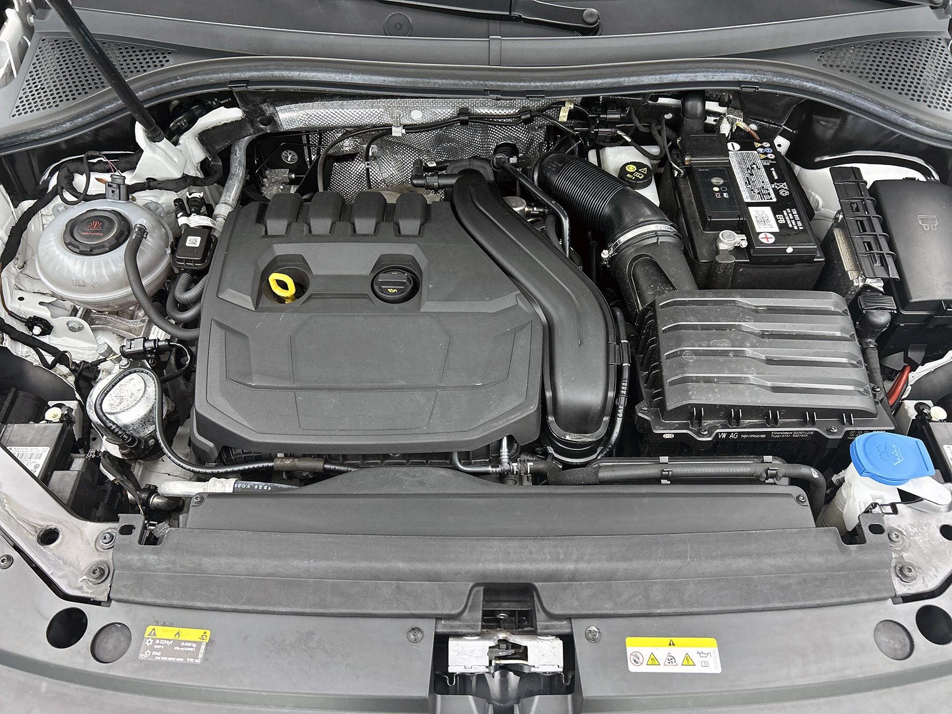 Volkswagen-Tiguan-image-29