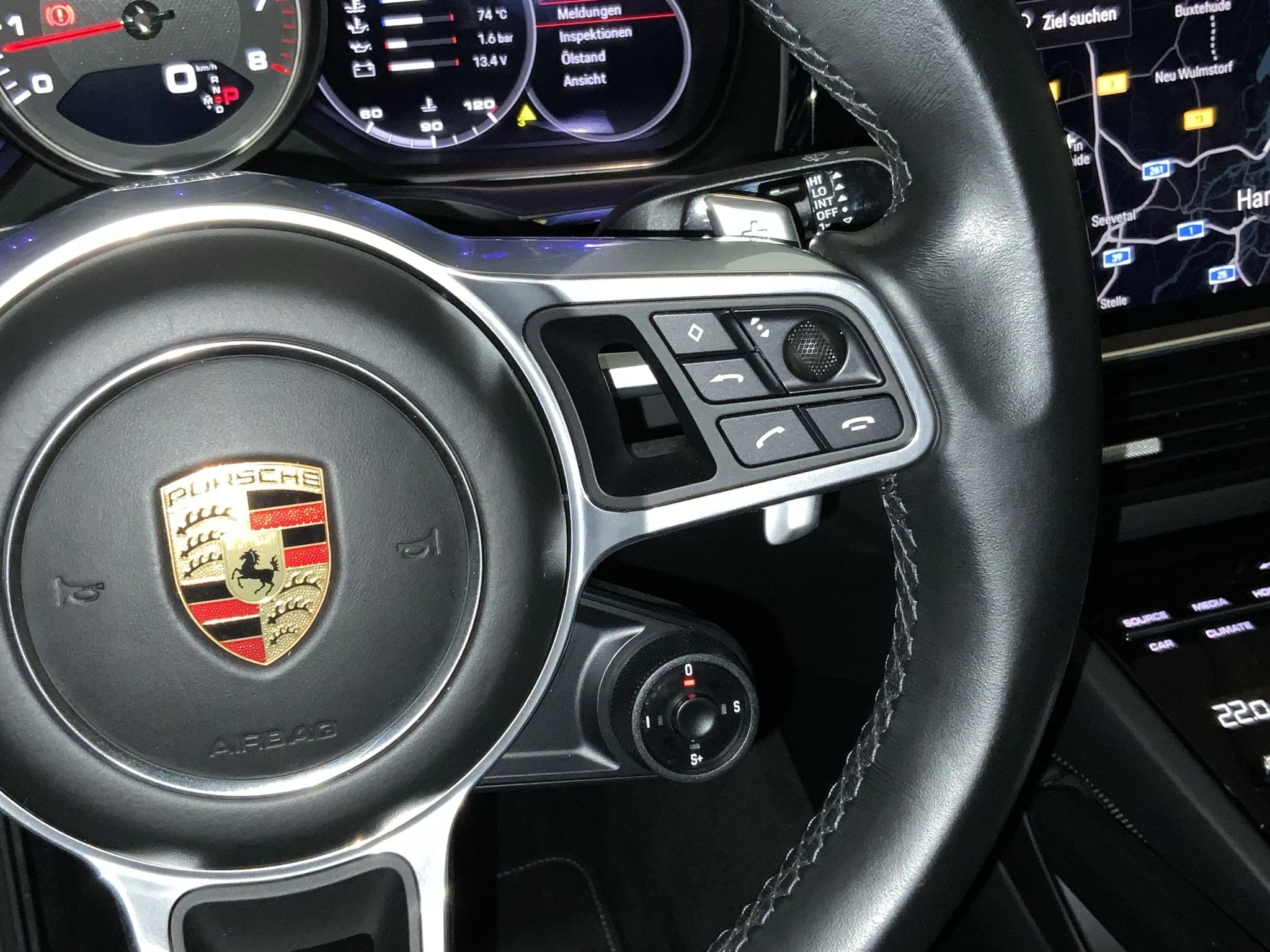 Porsche Cayenne GTS Coupé | BOSE-Sound-System | Sport-Chrono-Paket