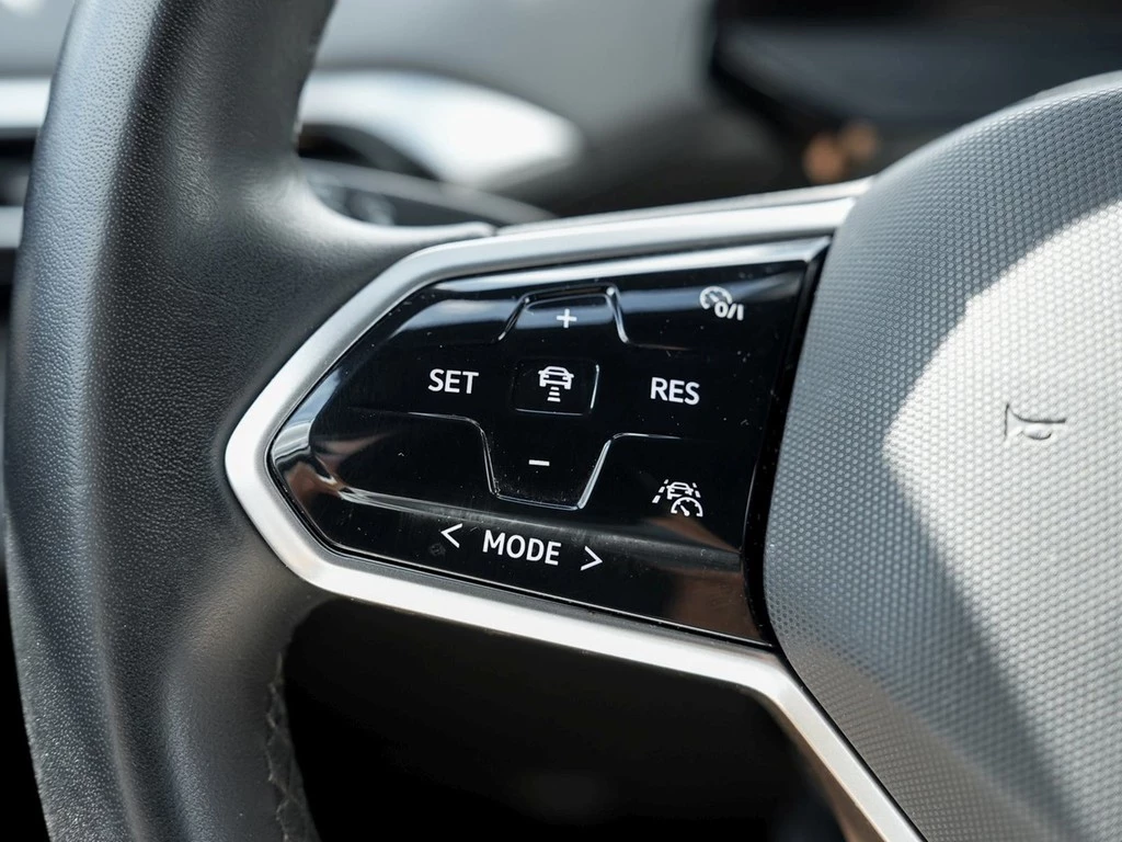 Volkswagen ID.4 Pro Performance /AR-HuD/MatrixLED/Pano/Navi