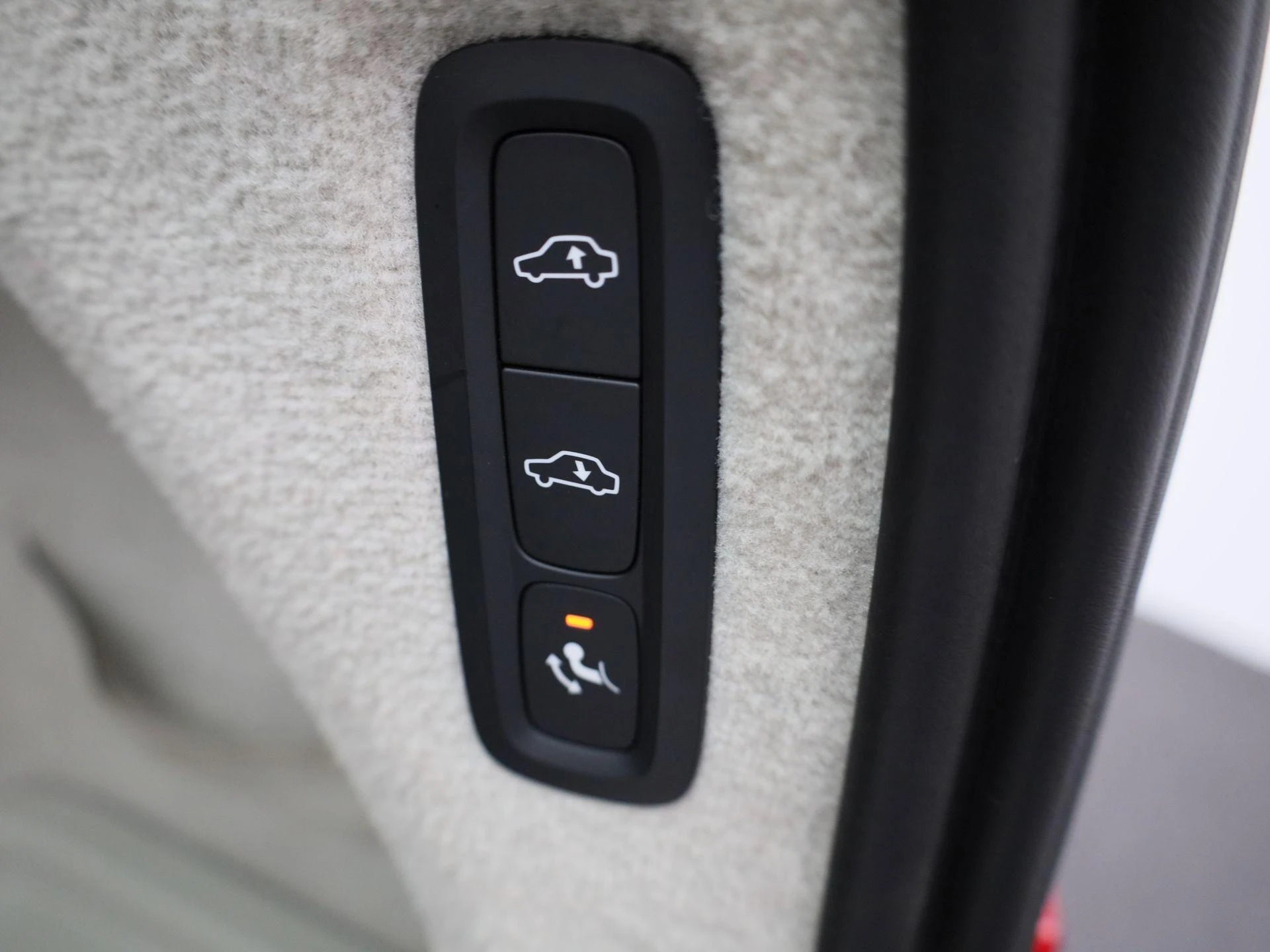 Volvo-XC90-image-13
