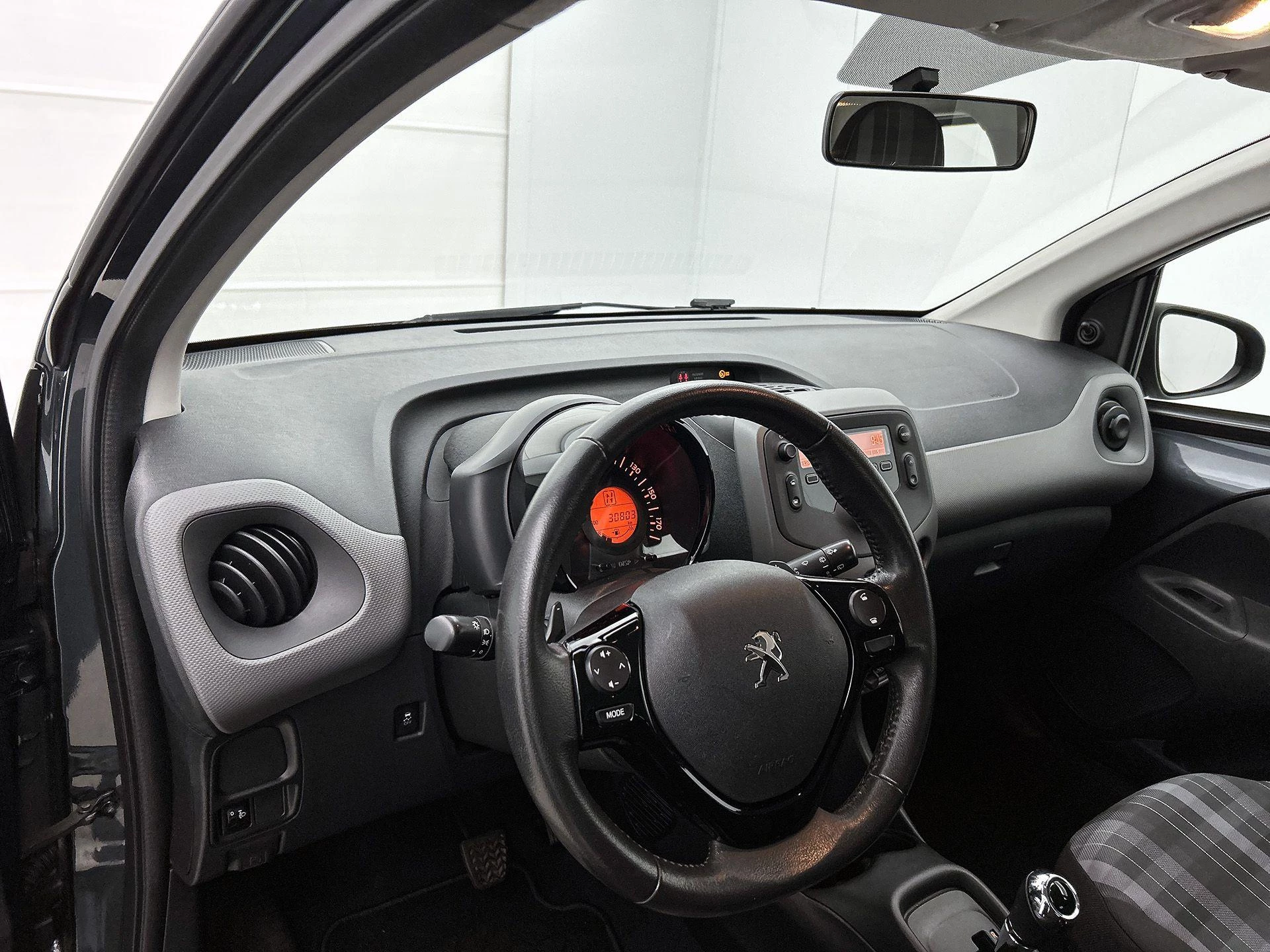 Peugeot-108-image-13