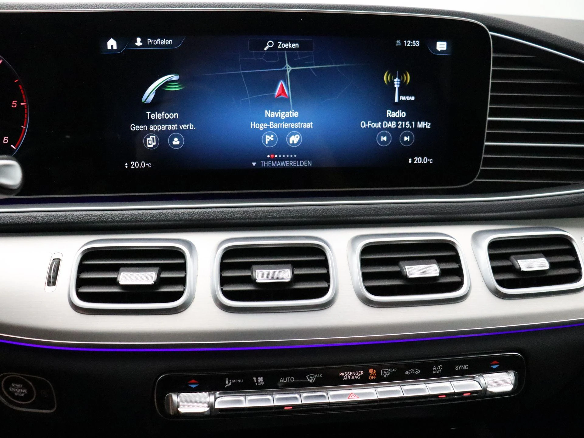 Mercedes-Benz-GLE-image-19
