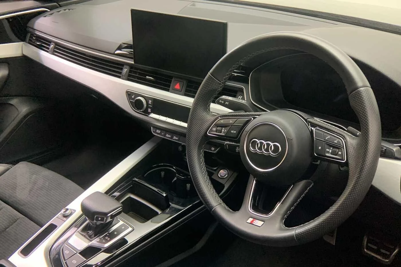 Audi-A4-image-5