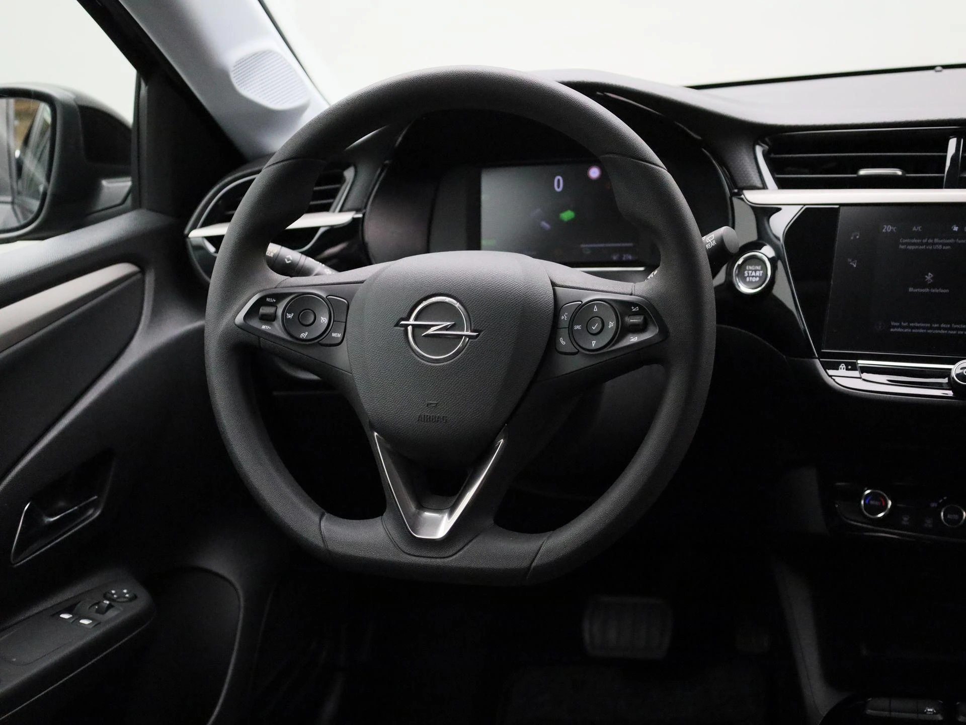 Opel-Corsa-e-image-12