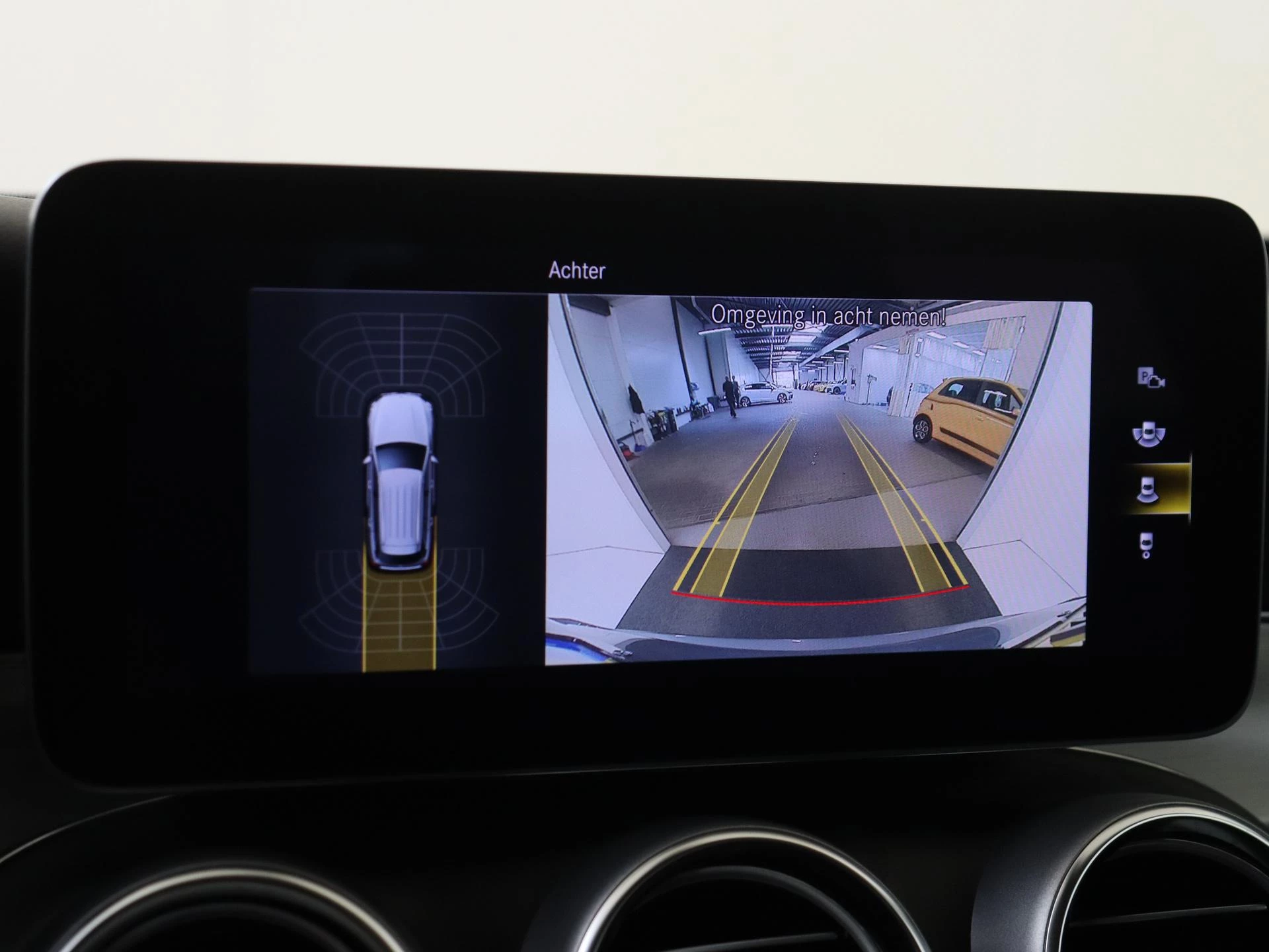 Mercedes-Benz-GLC-image-18