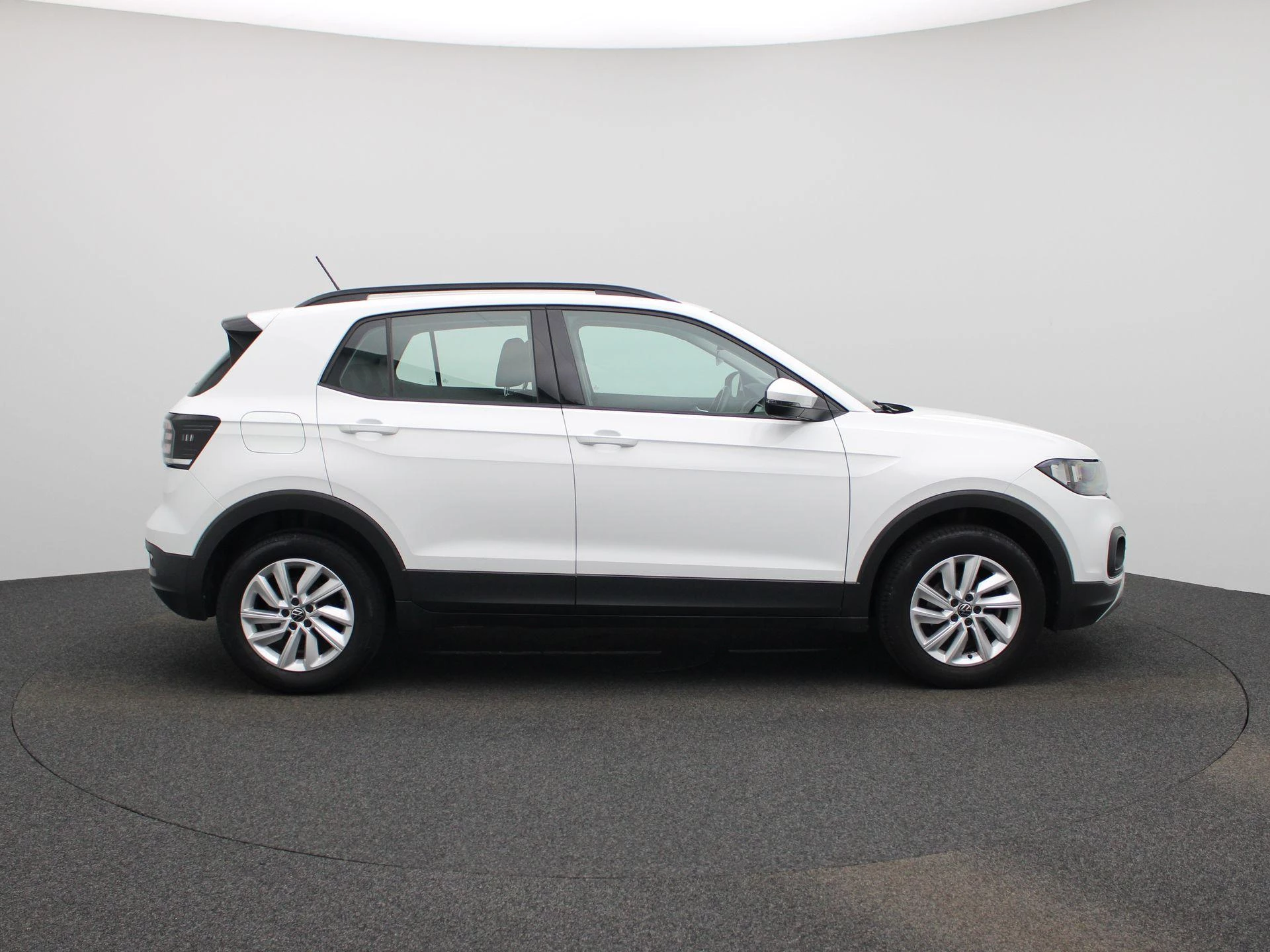 Volkswagen-T-Cross-image-5