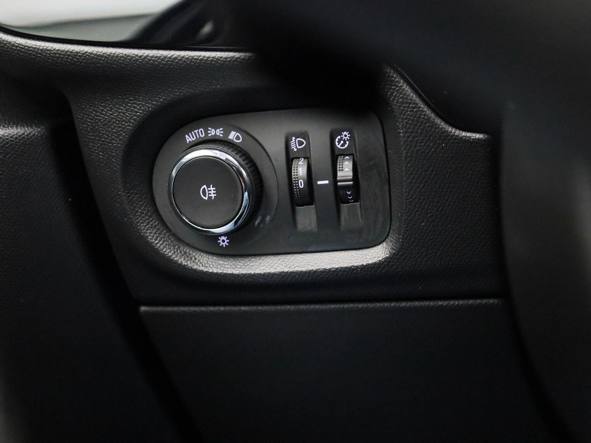 Opel-Corsa-image-17