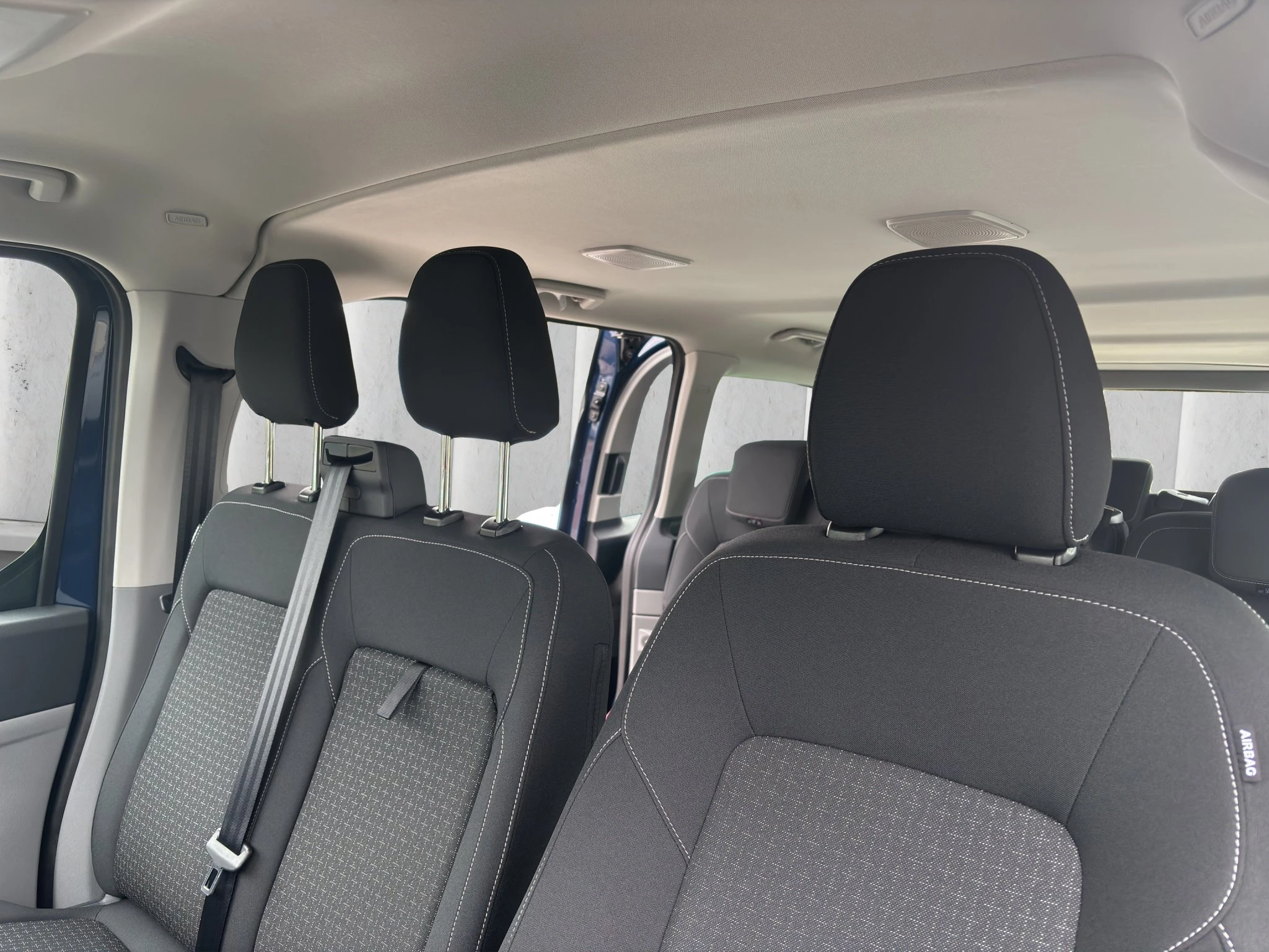 Ford-Tourneo Custom-image-15