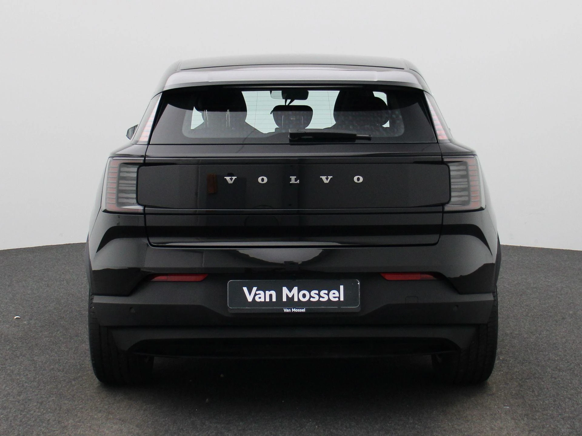 Volvo-EX30-image-4
