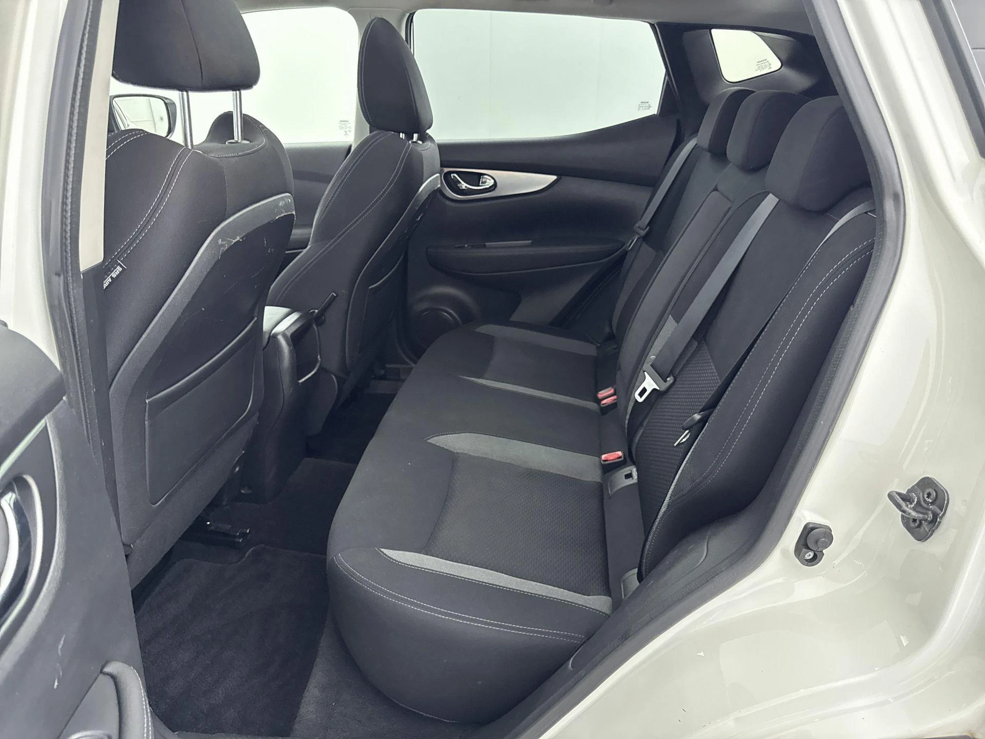 Nissan-QASHQAI-image-26