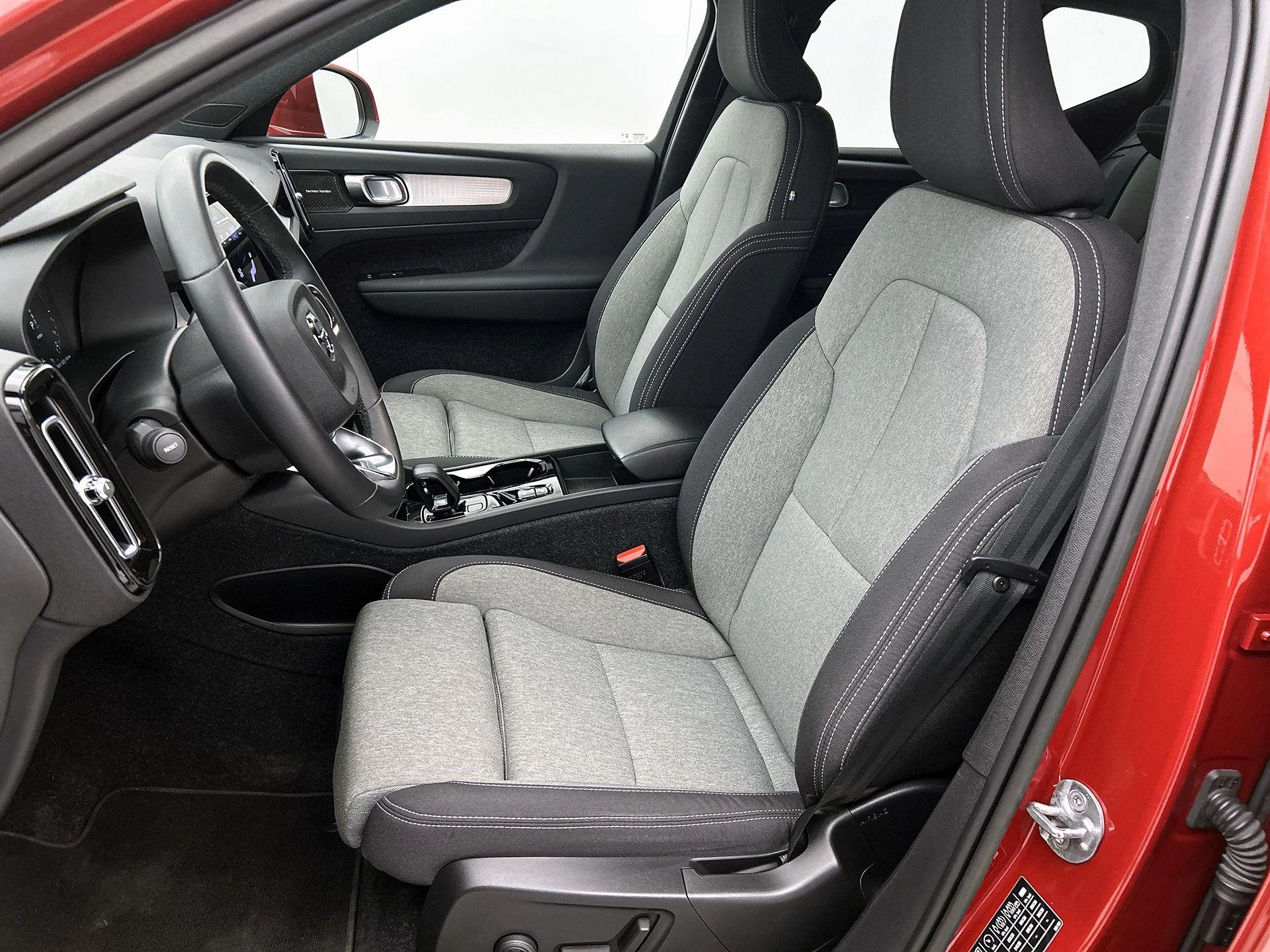 Volvo XC40 T5 Recharge Plus Bright