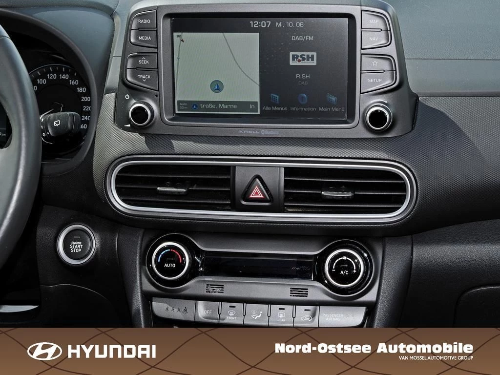 Hyundai Kona 1.6 T-GDI PREMIUM 2WD HUD TEMPO KAMERA PDC Premium