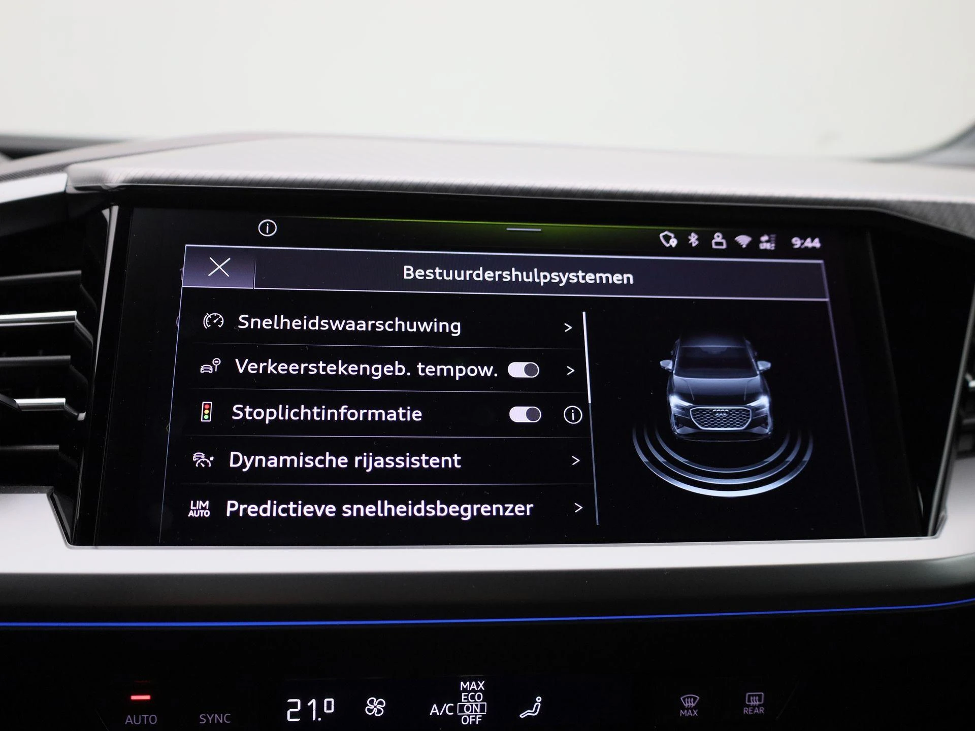 Audi-Q4 Sportback e-tron-image-28