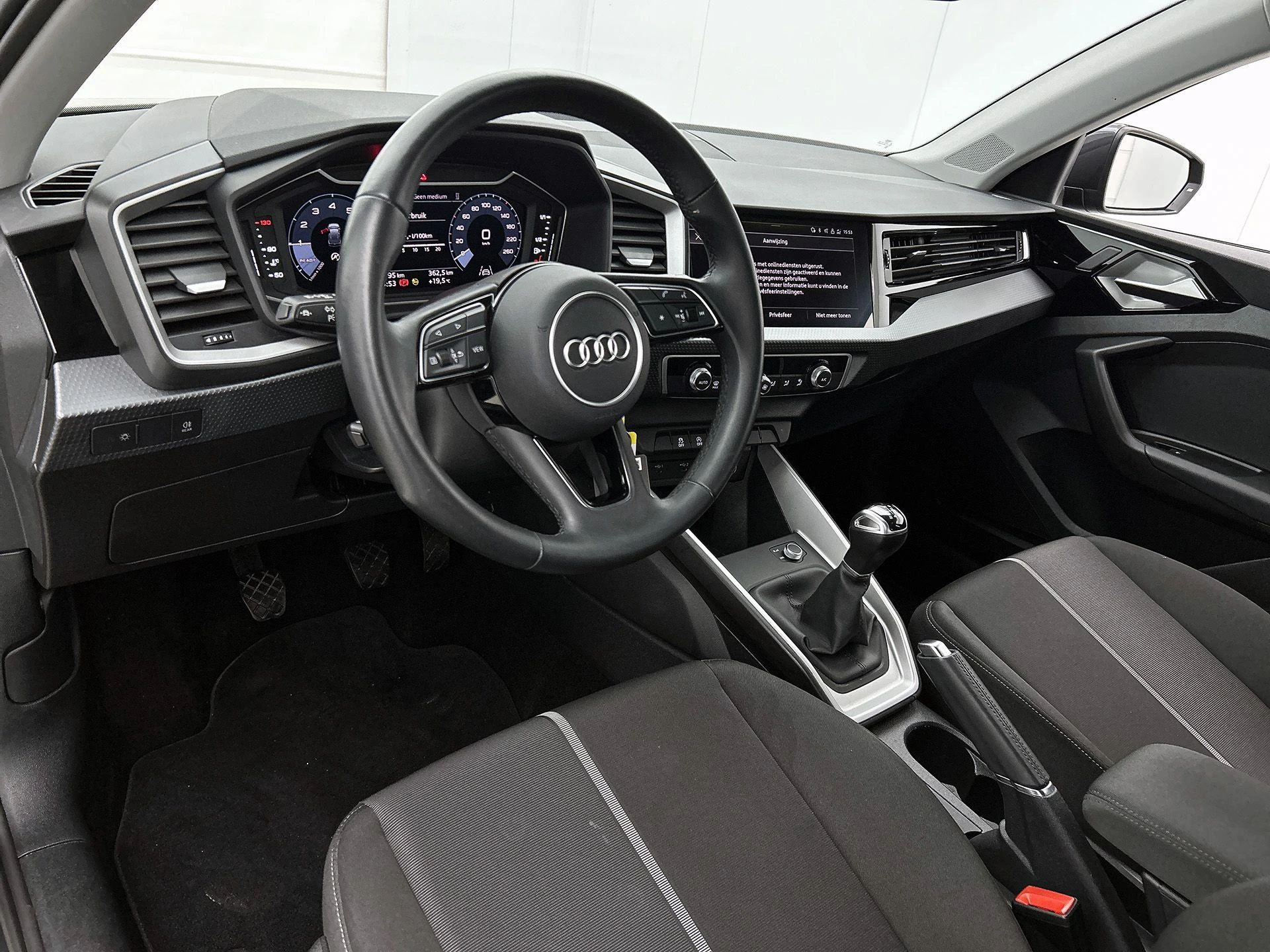 Audi-A1 Sportback-image-17