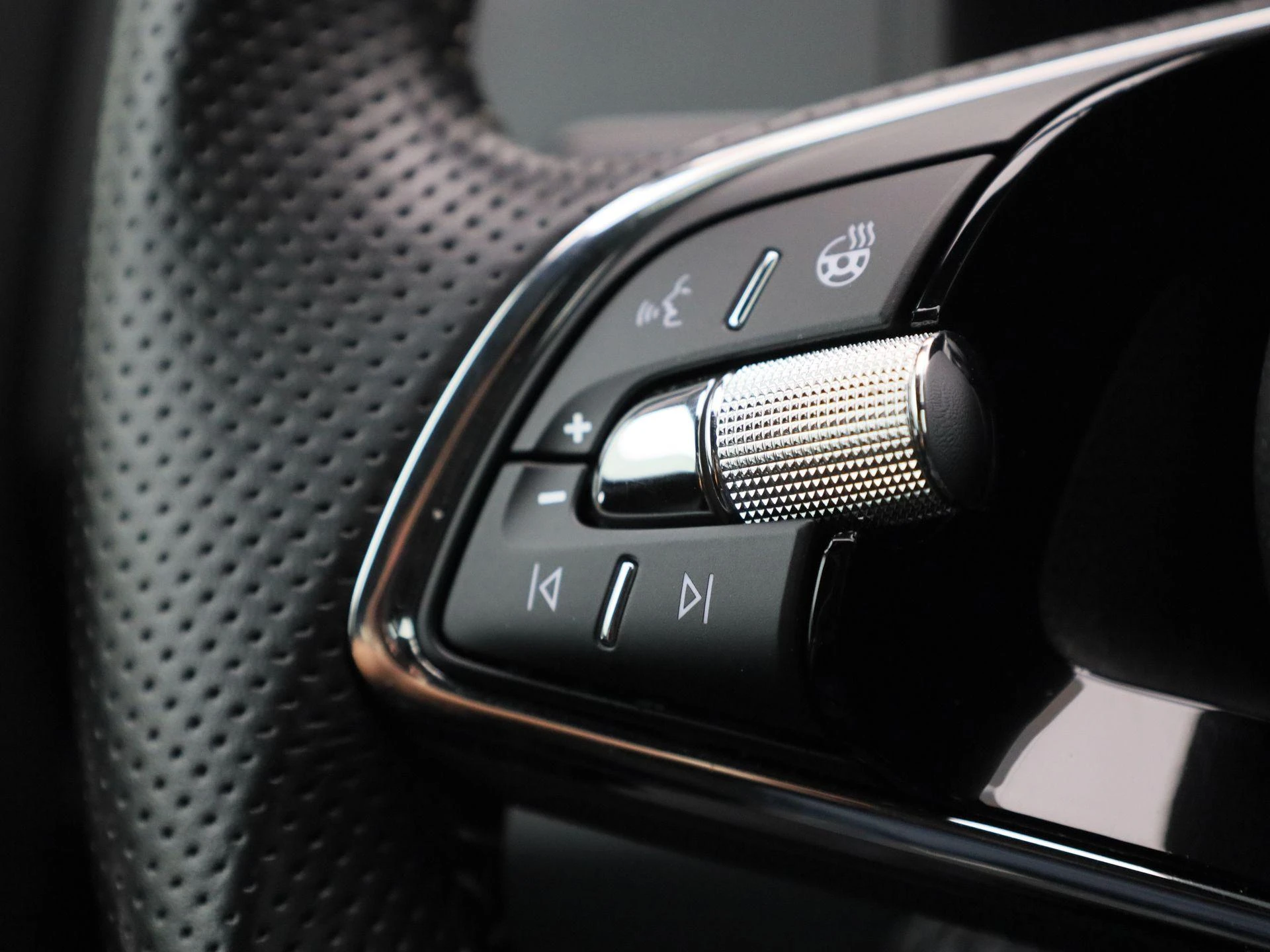 Škoda-Karoq-image-18