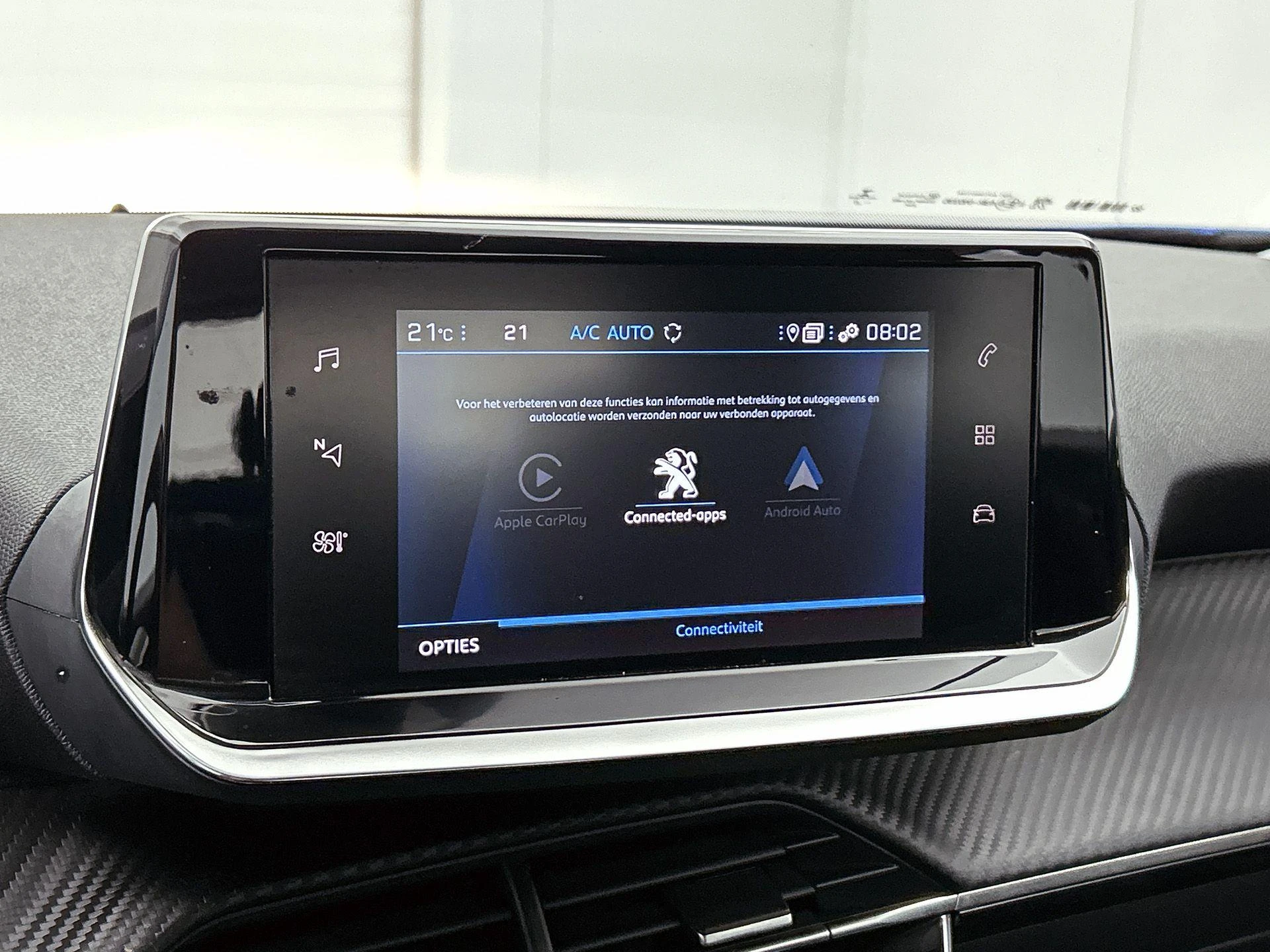 Peugeot-2008-image-11