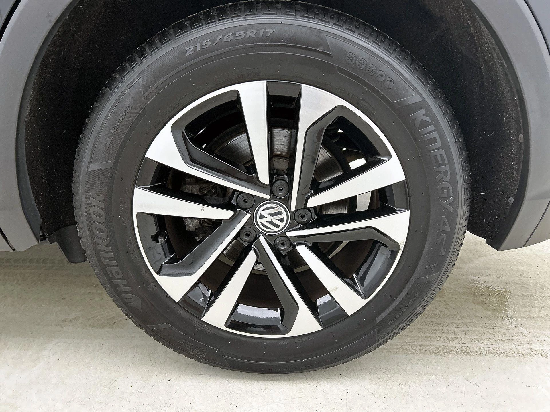 Volkswagen-Tiguan-image-37