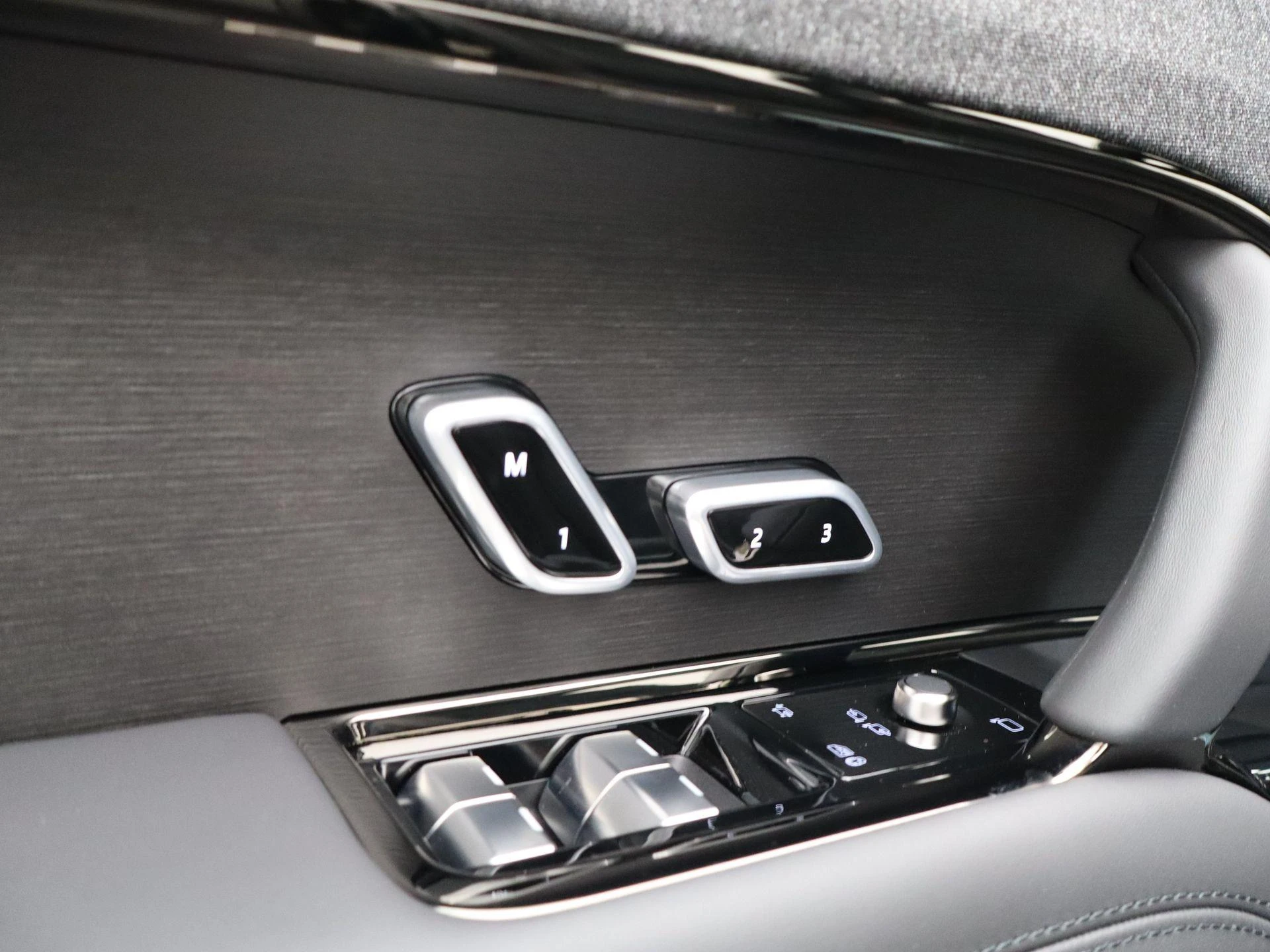 Land Rover-Range Rover Sport-image-28