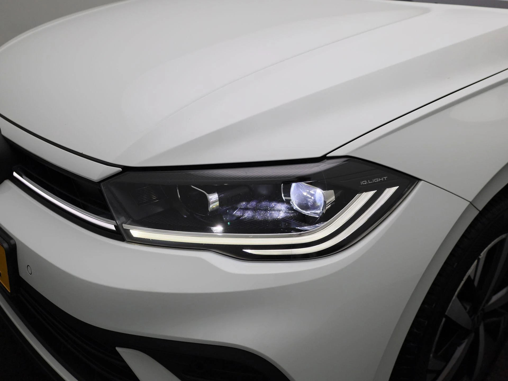 Volkswagen-Polo-image-13