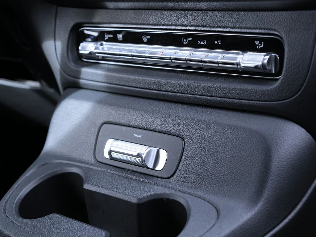 Mercedes-Benz-Vito 116-image-11