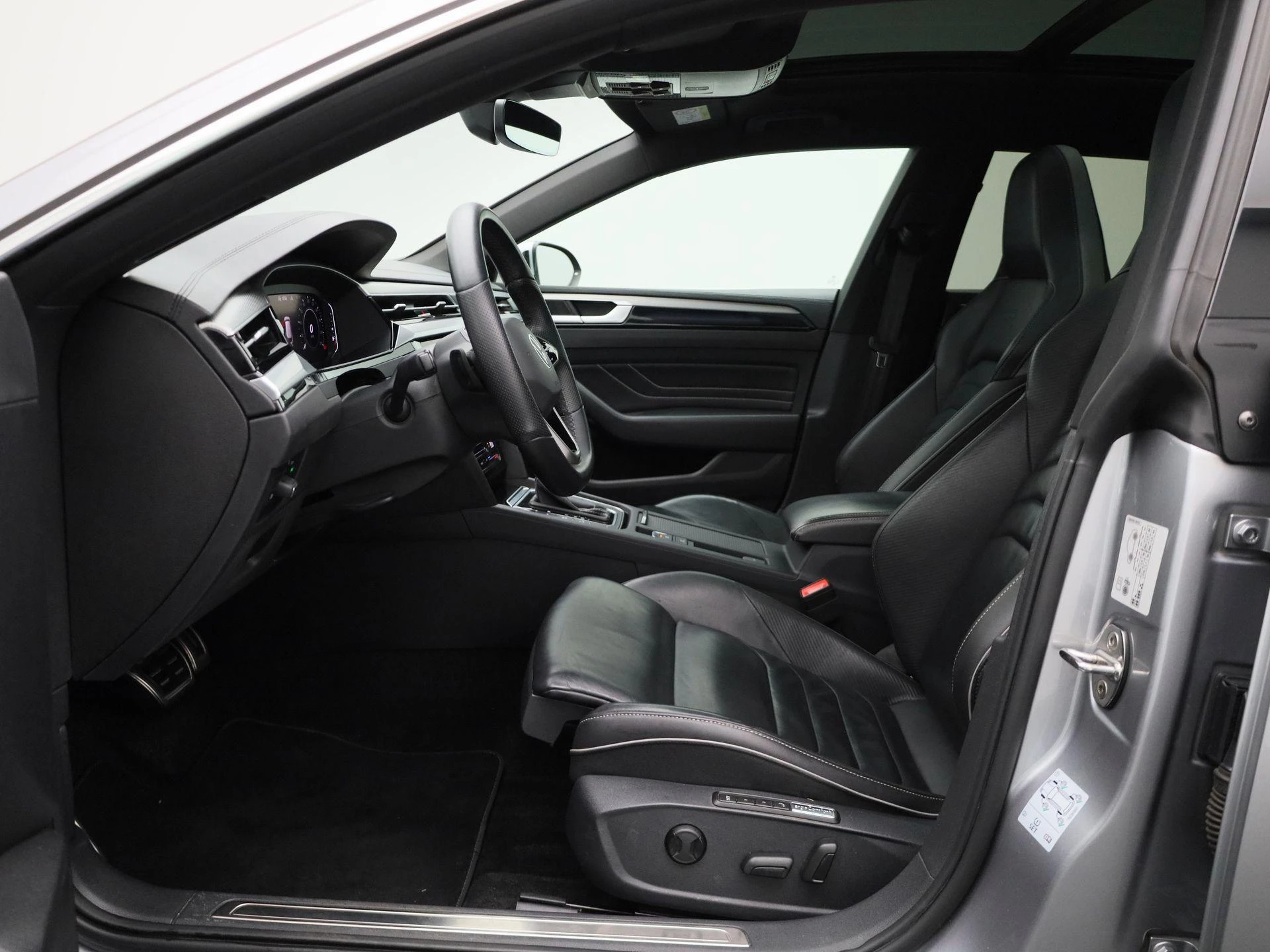 Volkswagen-Arteon-image-8