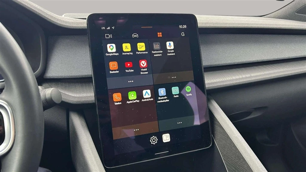 Polestar-2-image-17
