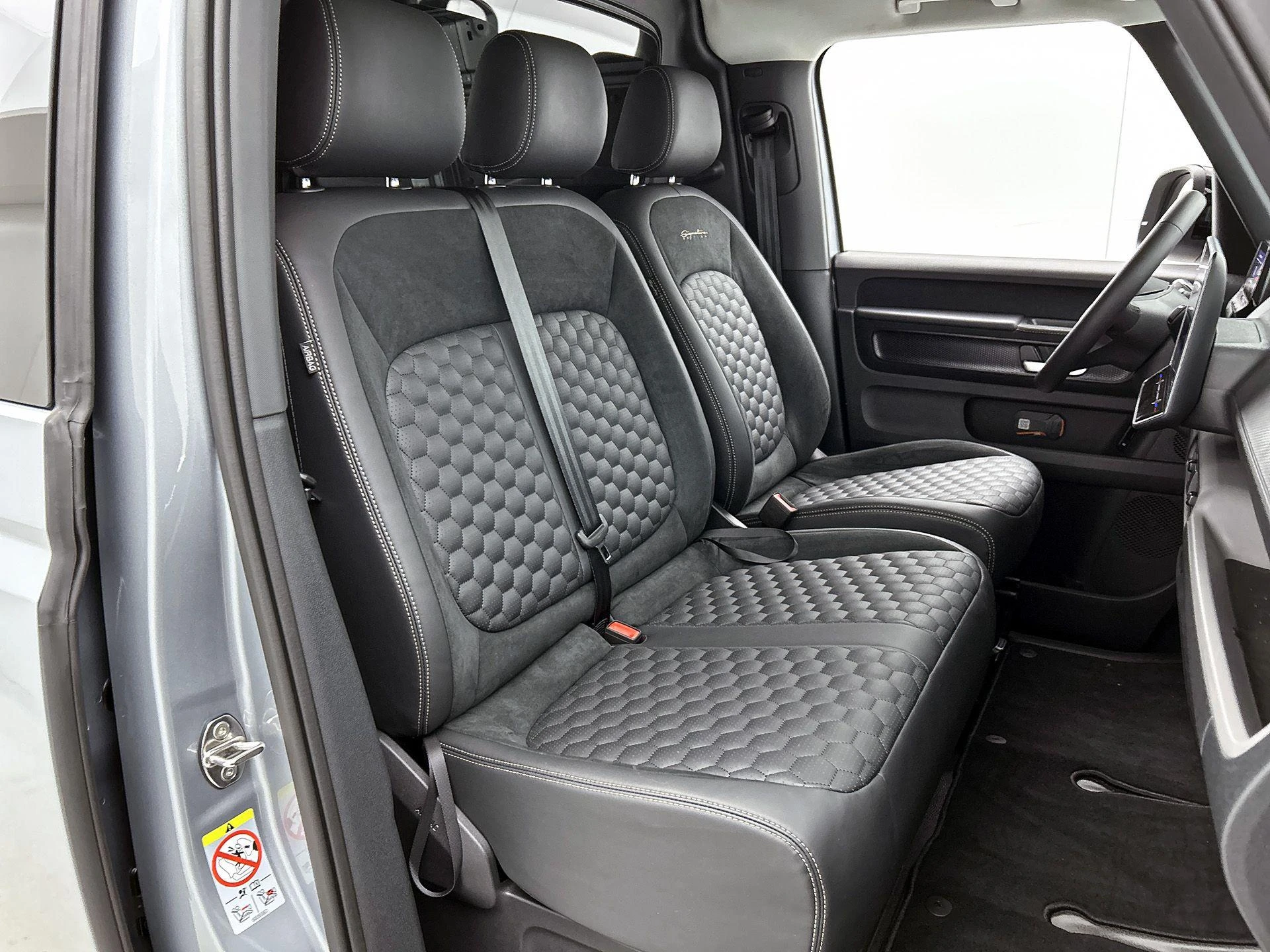 Volkswagen-ID. Buzz Cargo-image-45