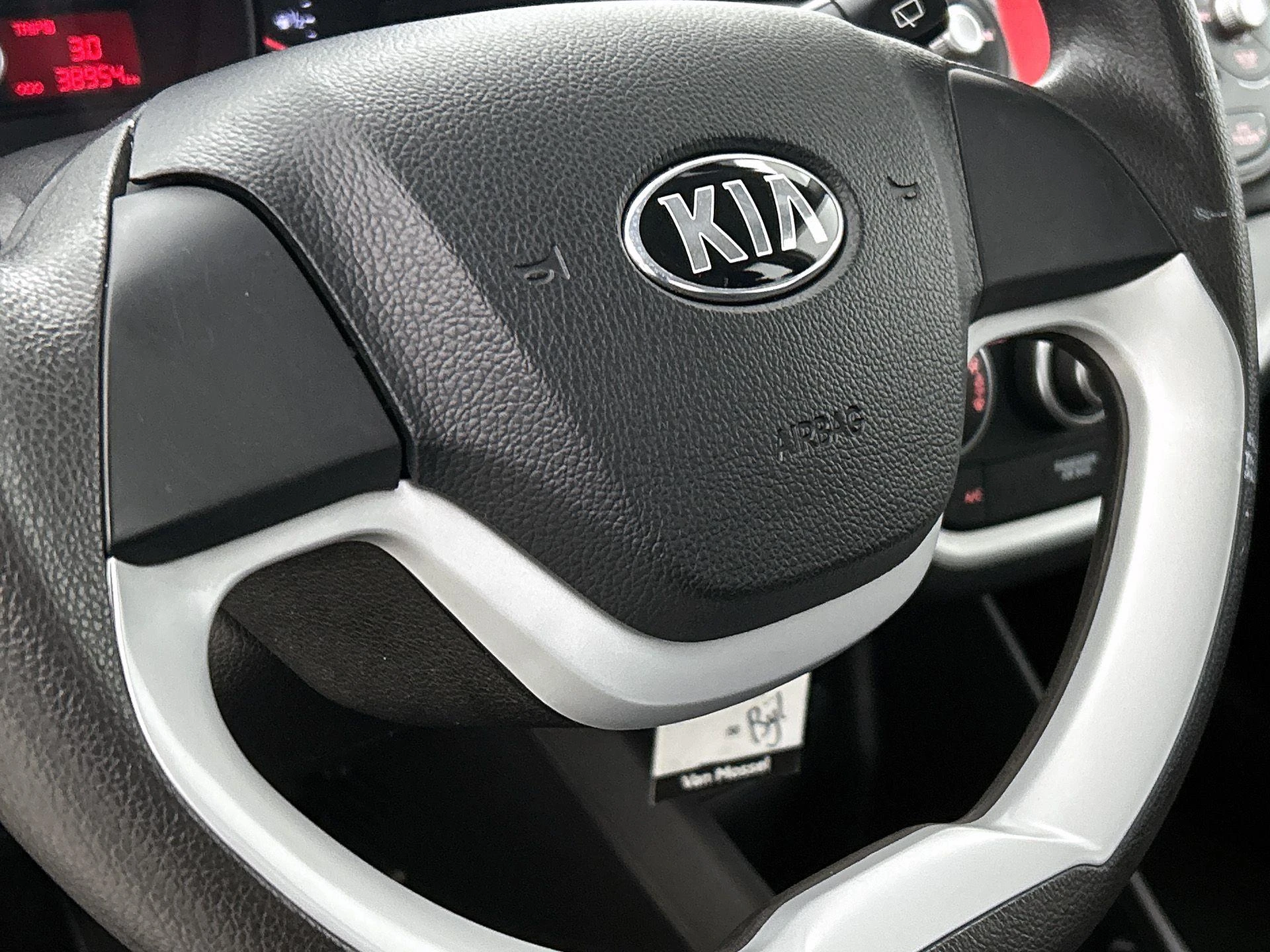 Kia-Picanto-image-12